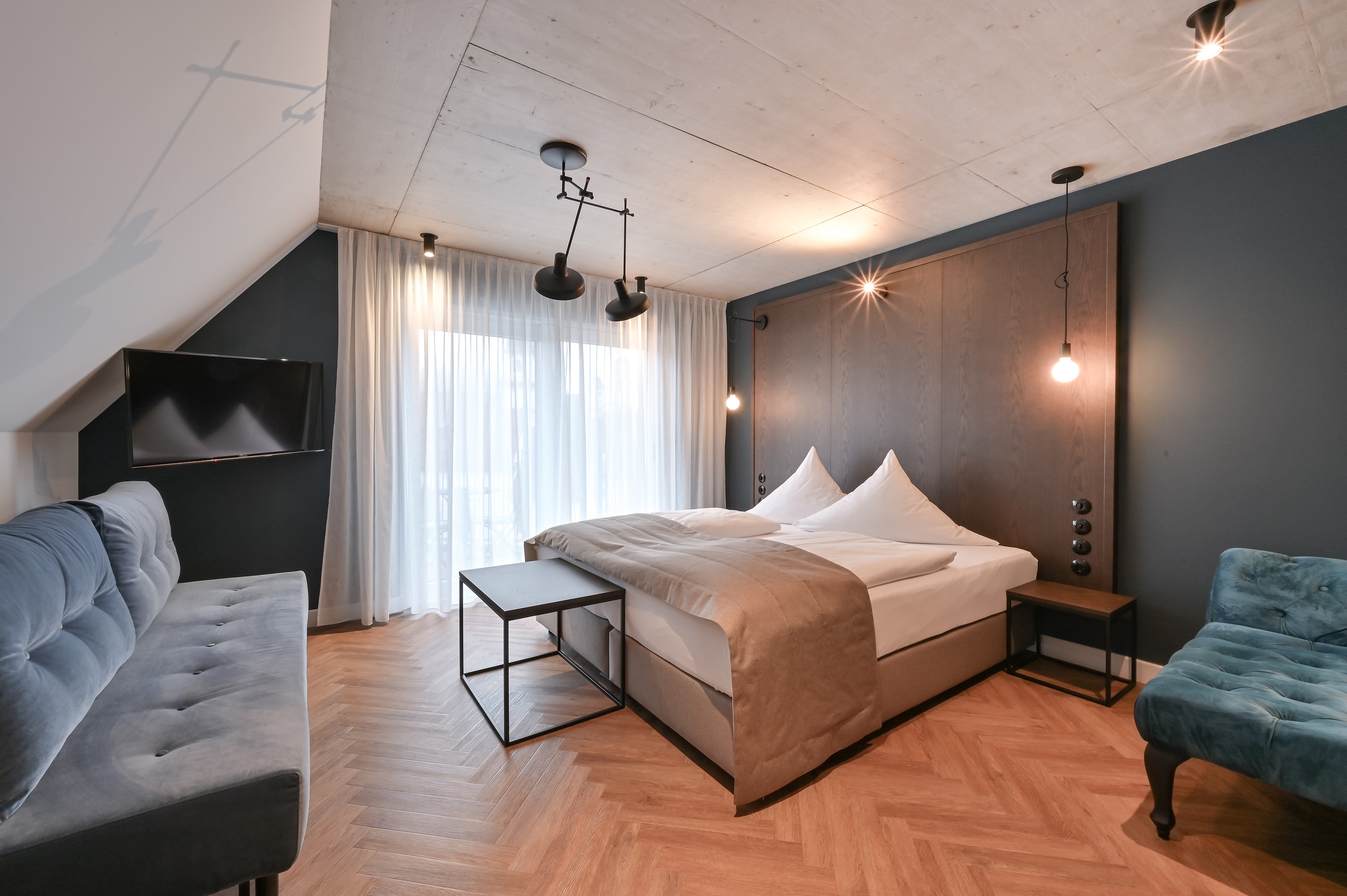 Double or Twin Deluxe