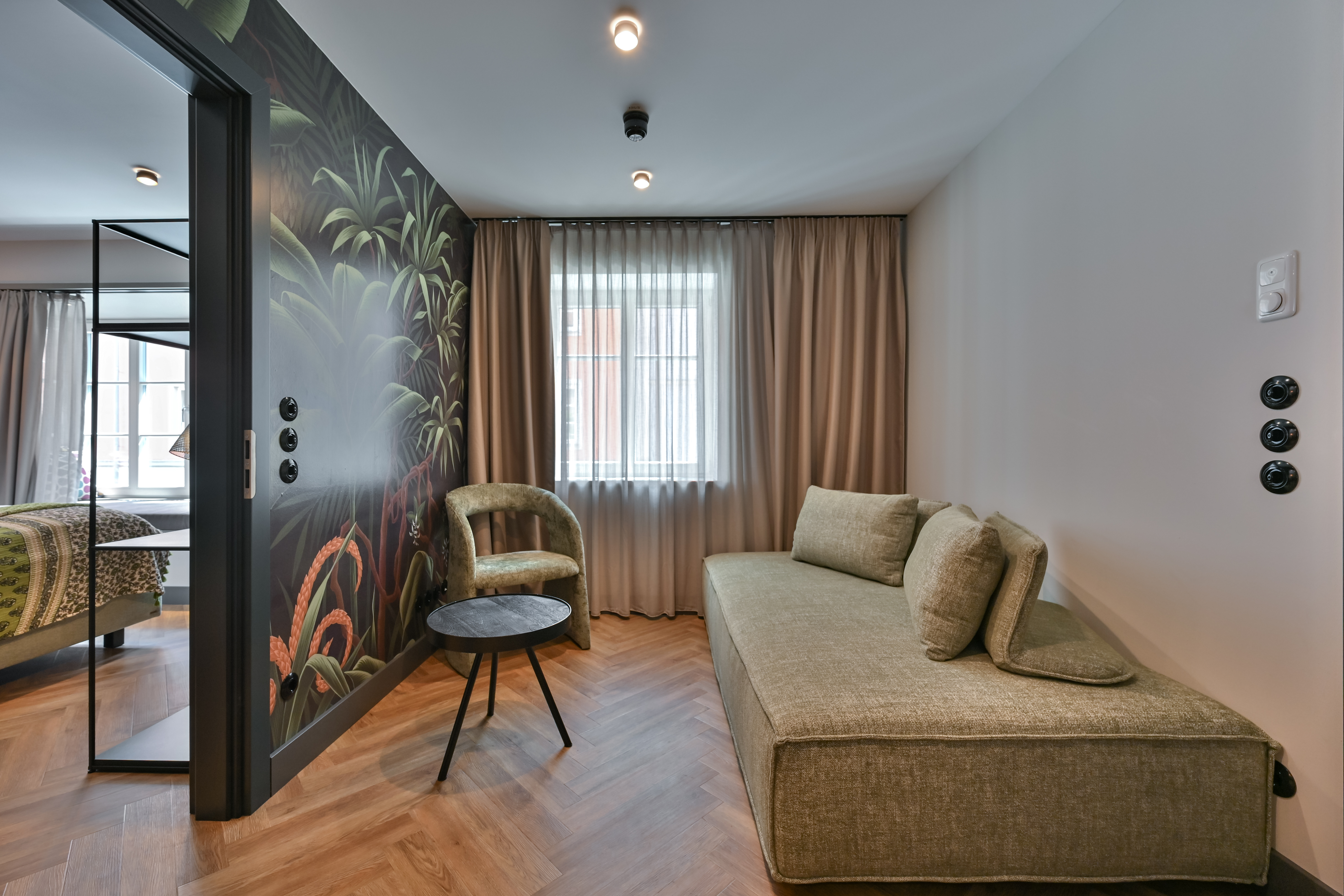 Family Room Connecting Room