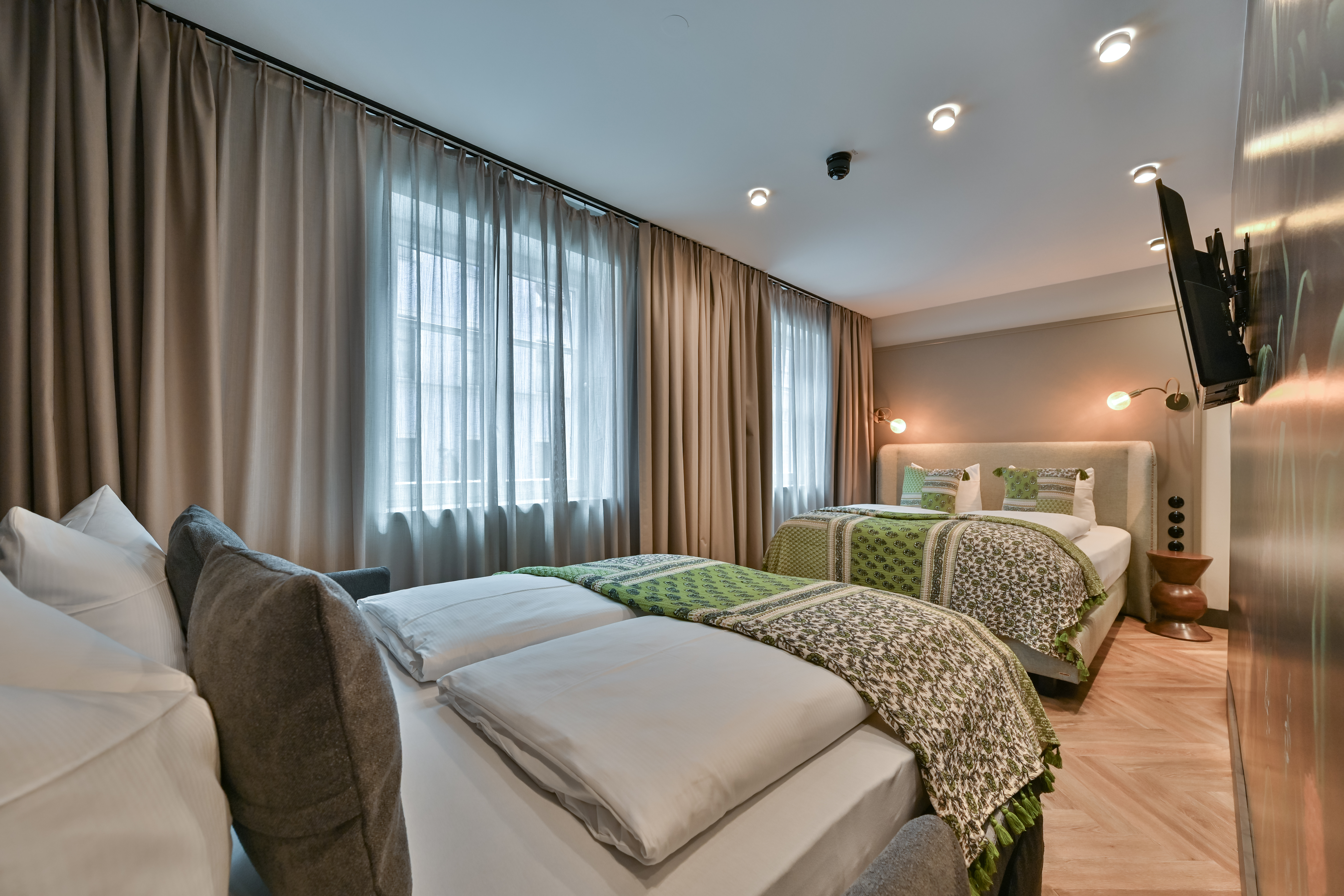 Family Room Connecting Room