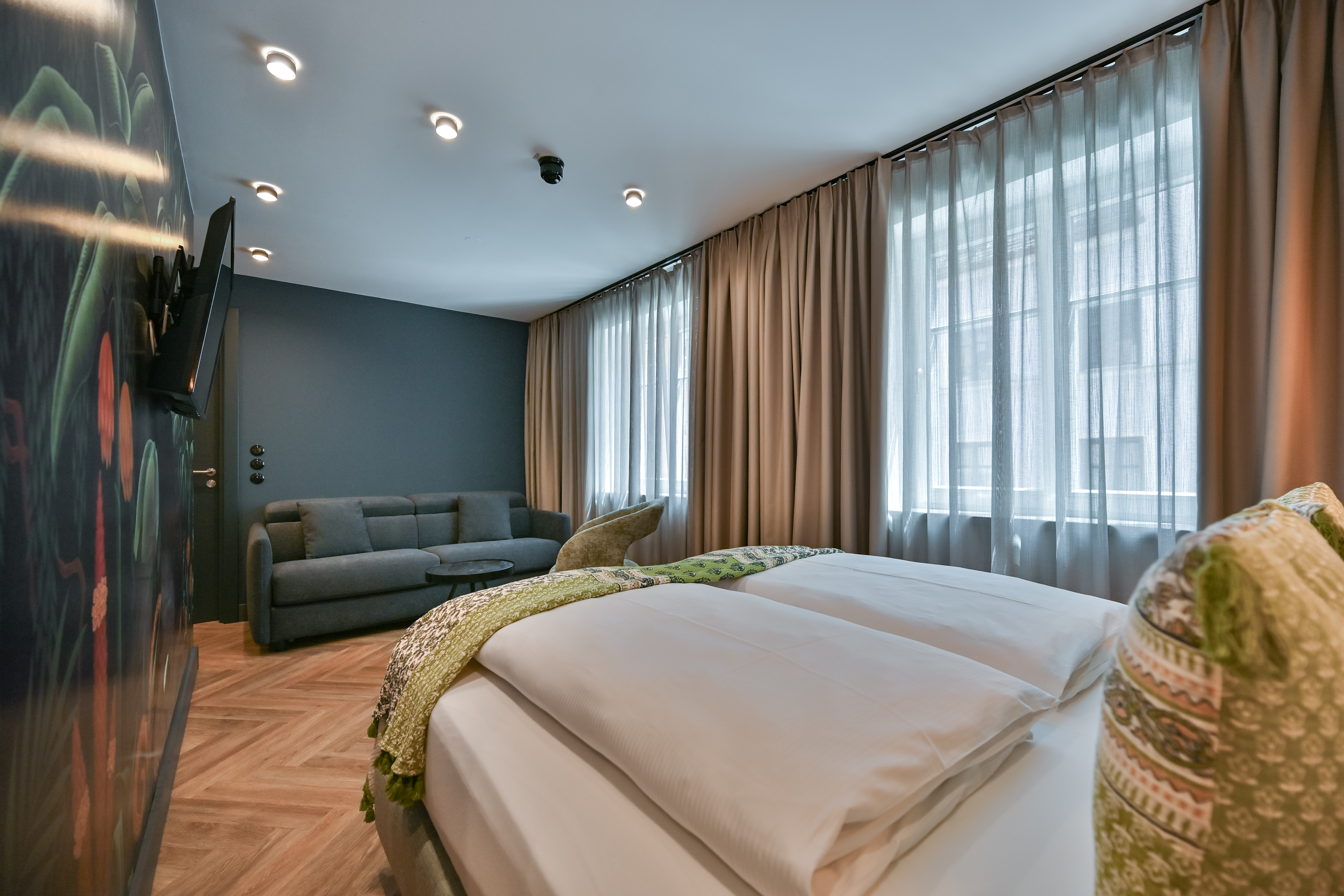 Family Room Connecting Room