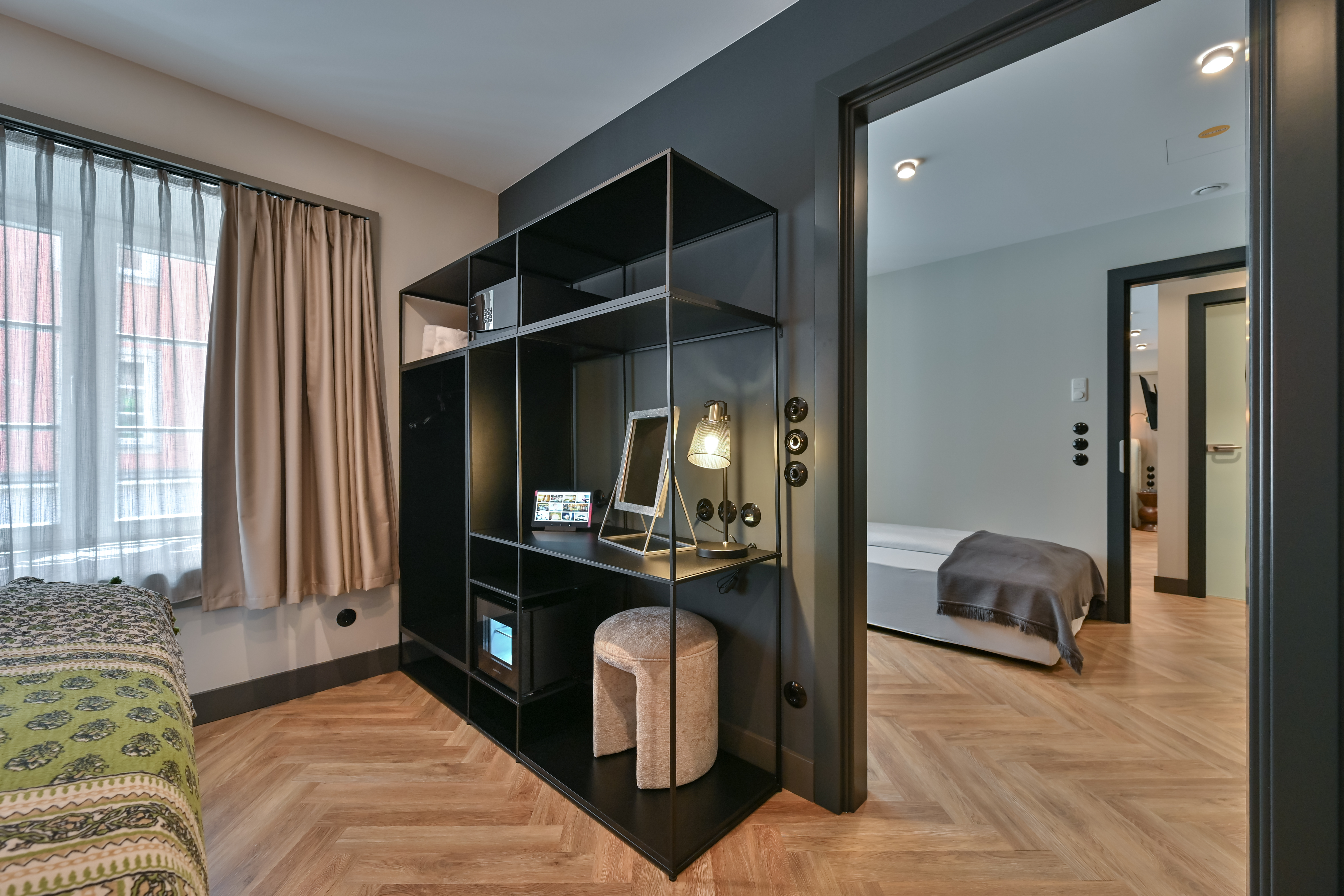 Family Room Connecting Room