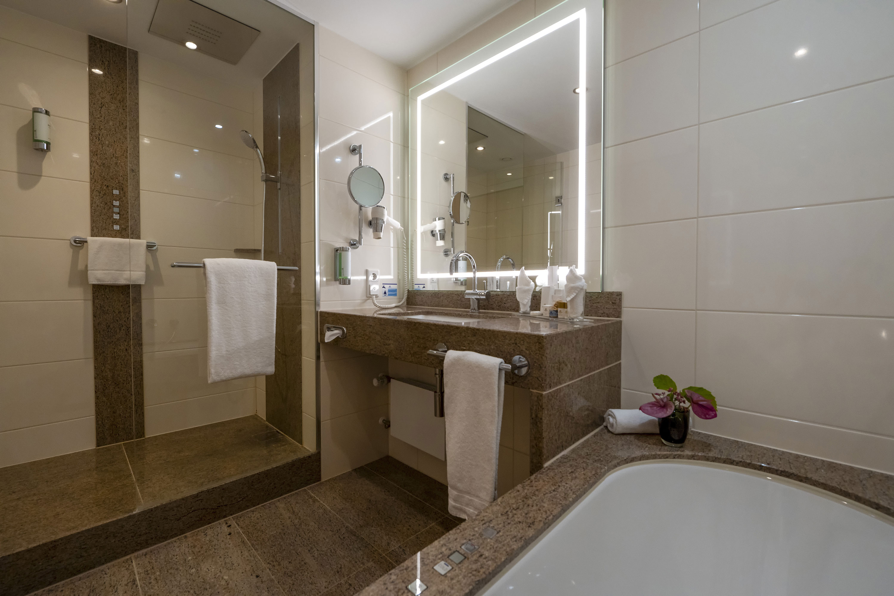 Junior Suite Capacity 2