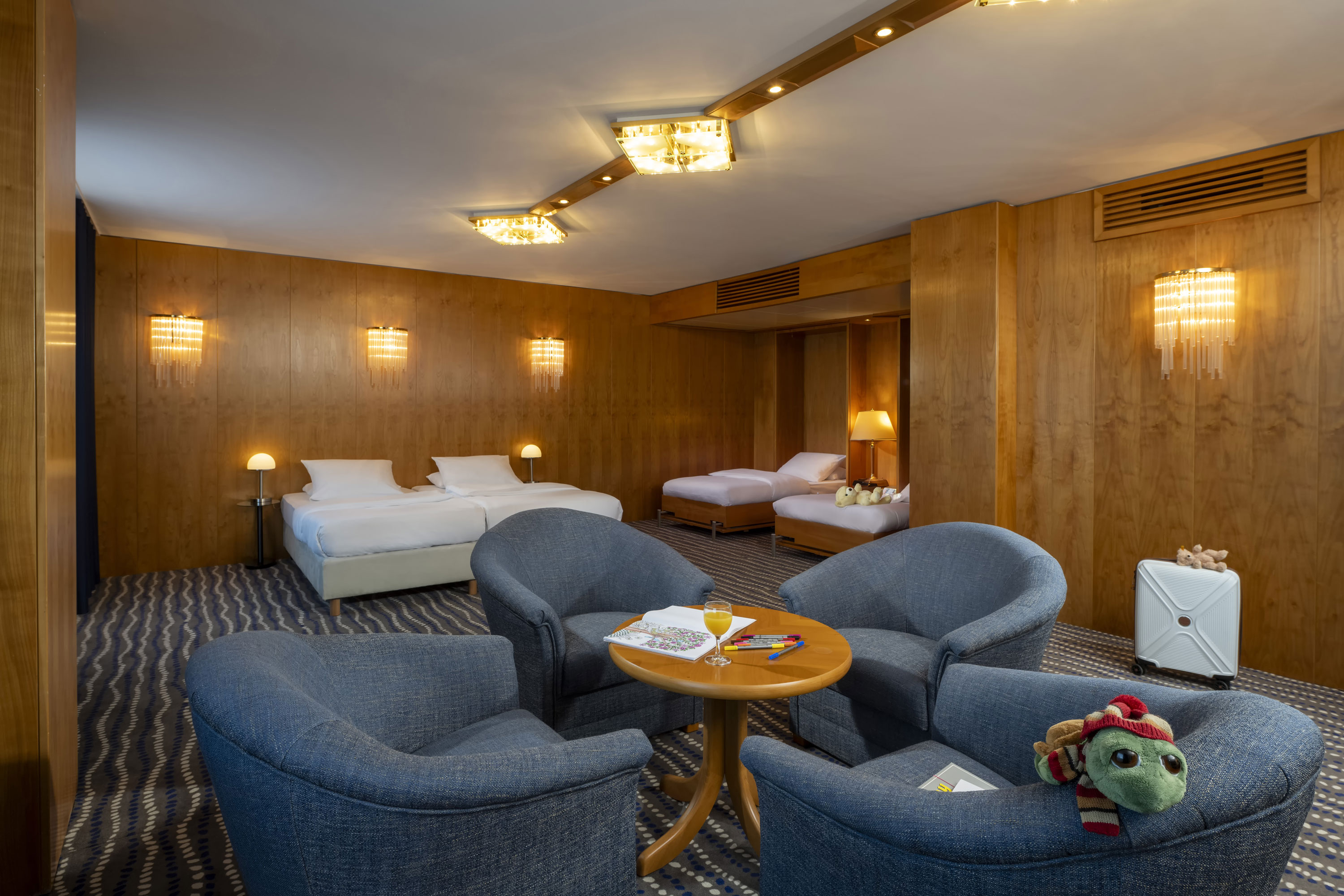 Family Room Superior