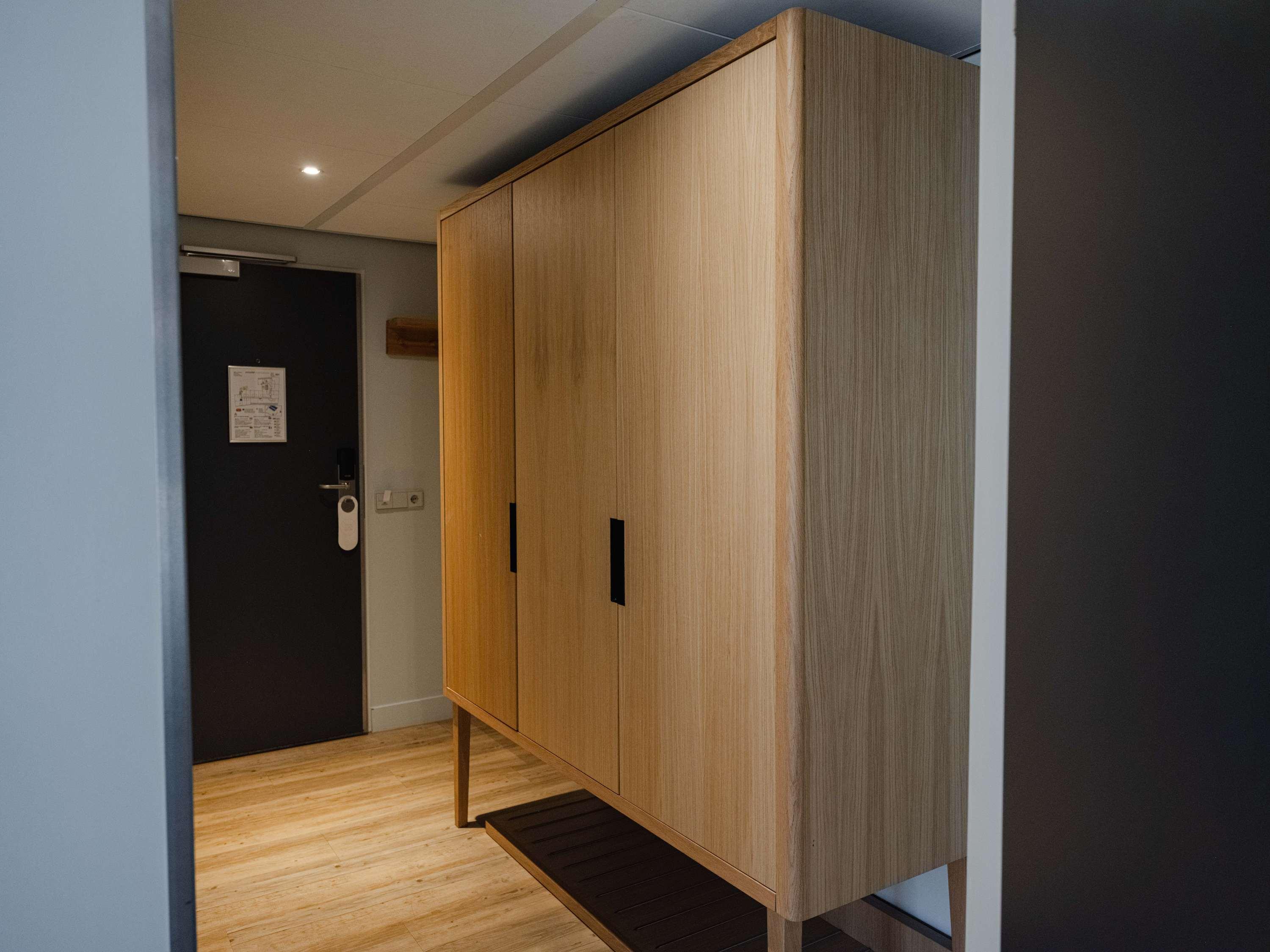 Double King Size Bed