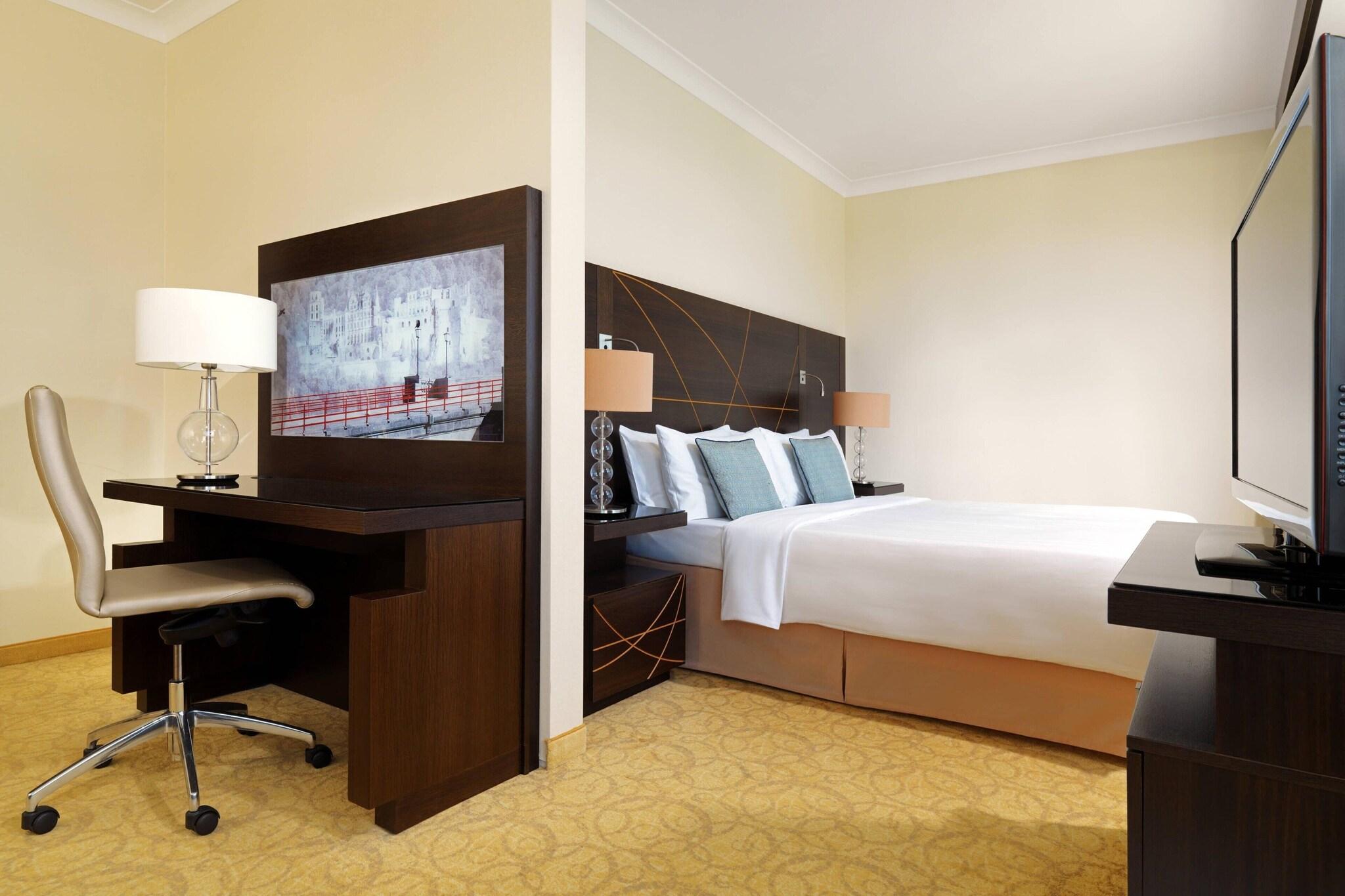 Junior Suite King Size Bed