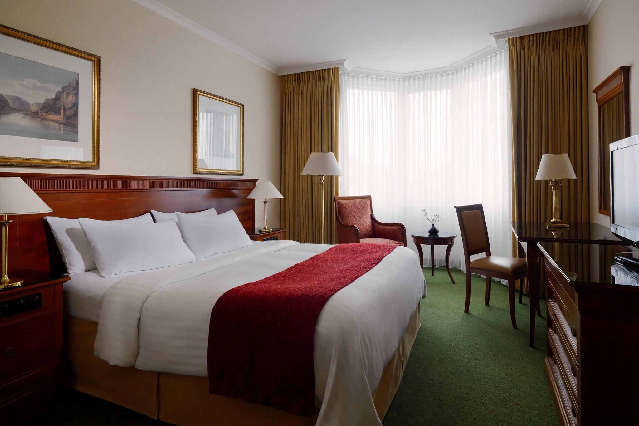 Double King Size Bed