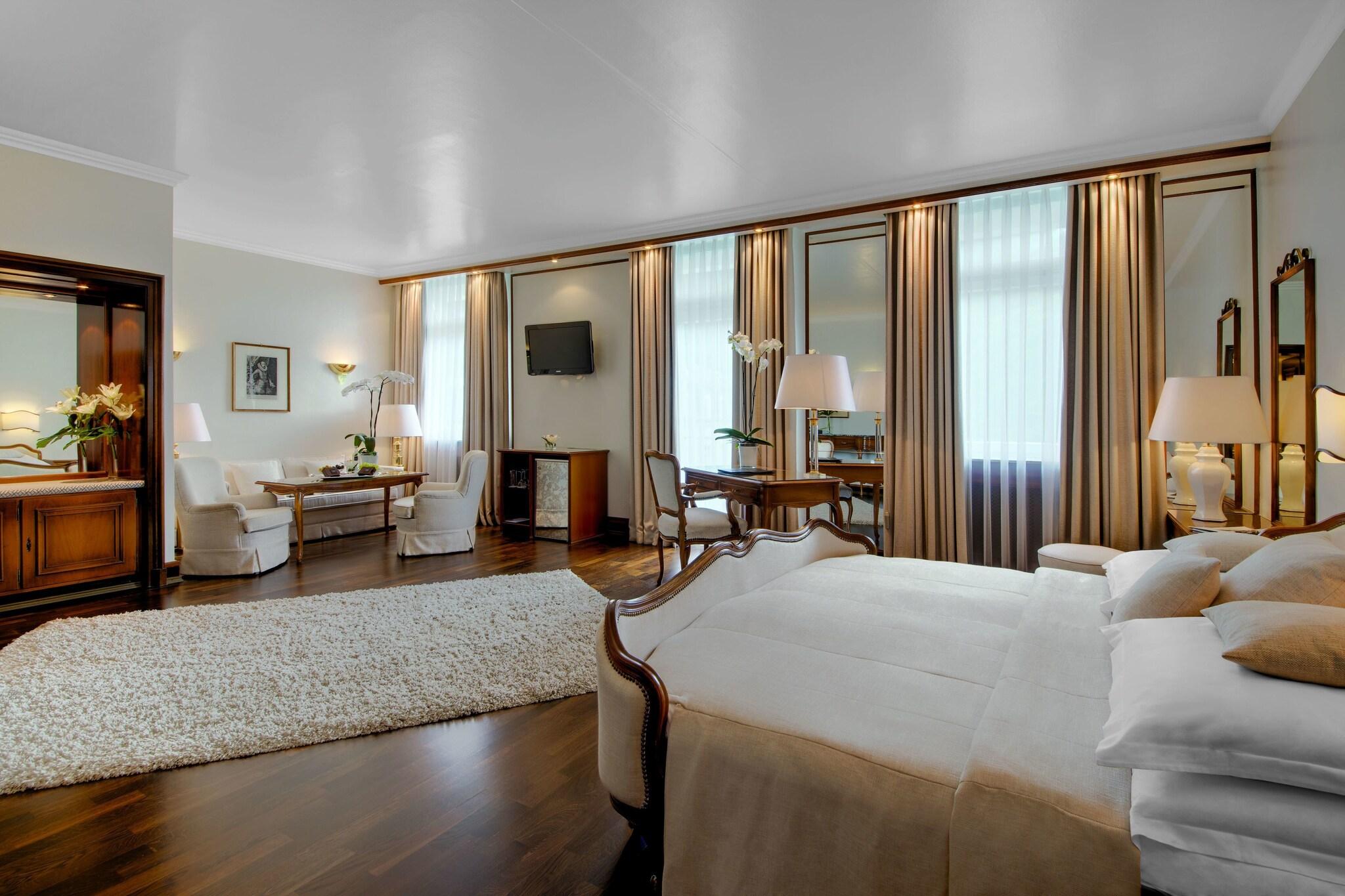 Junior Suite with Double Bed