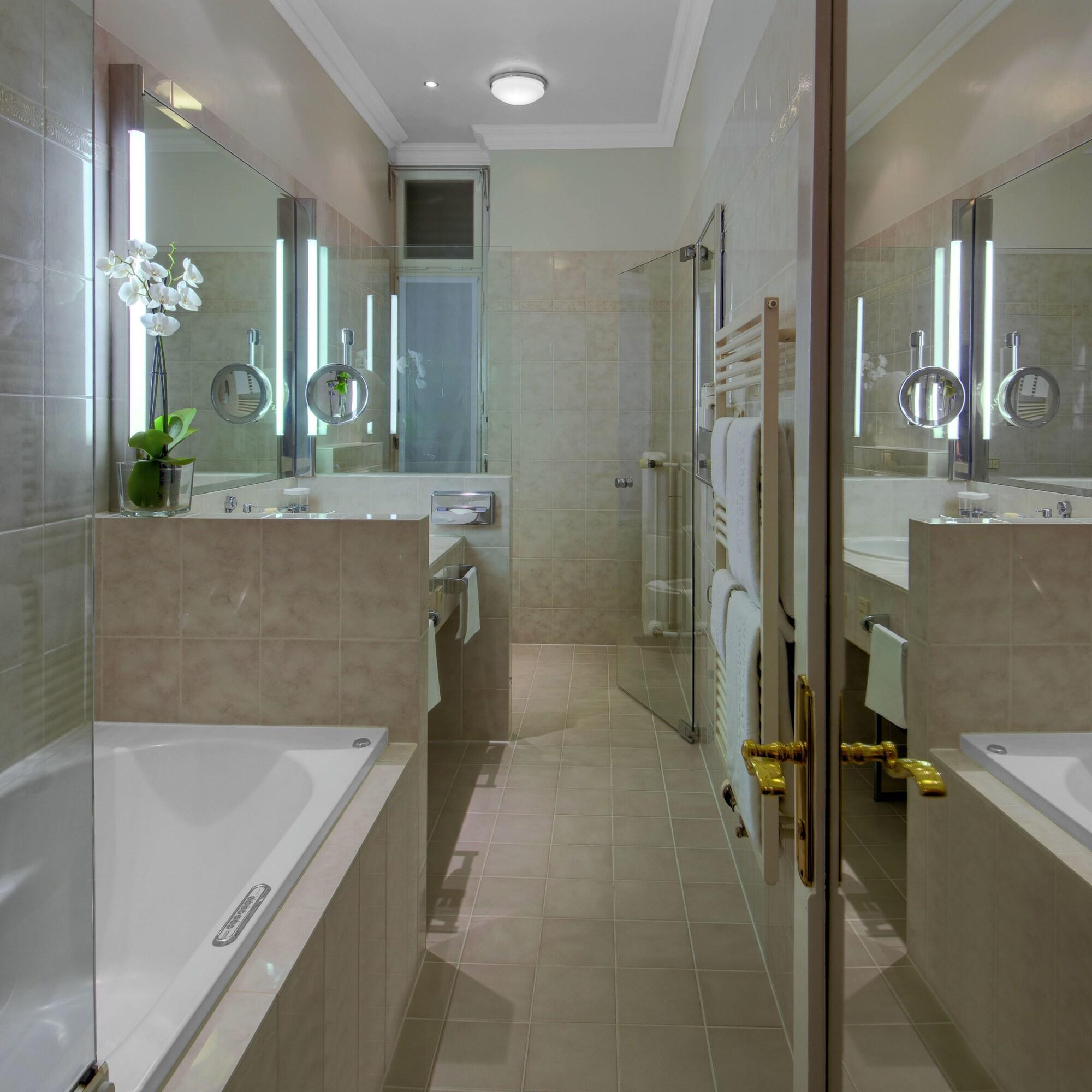 Junior Suite with Double Bed