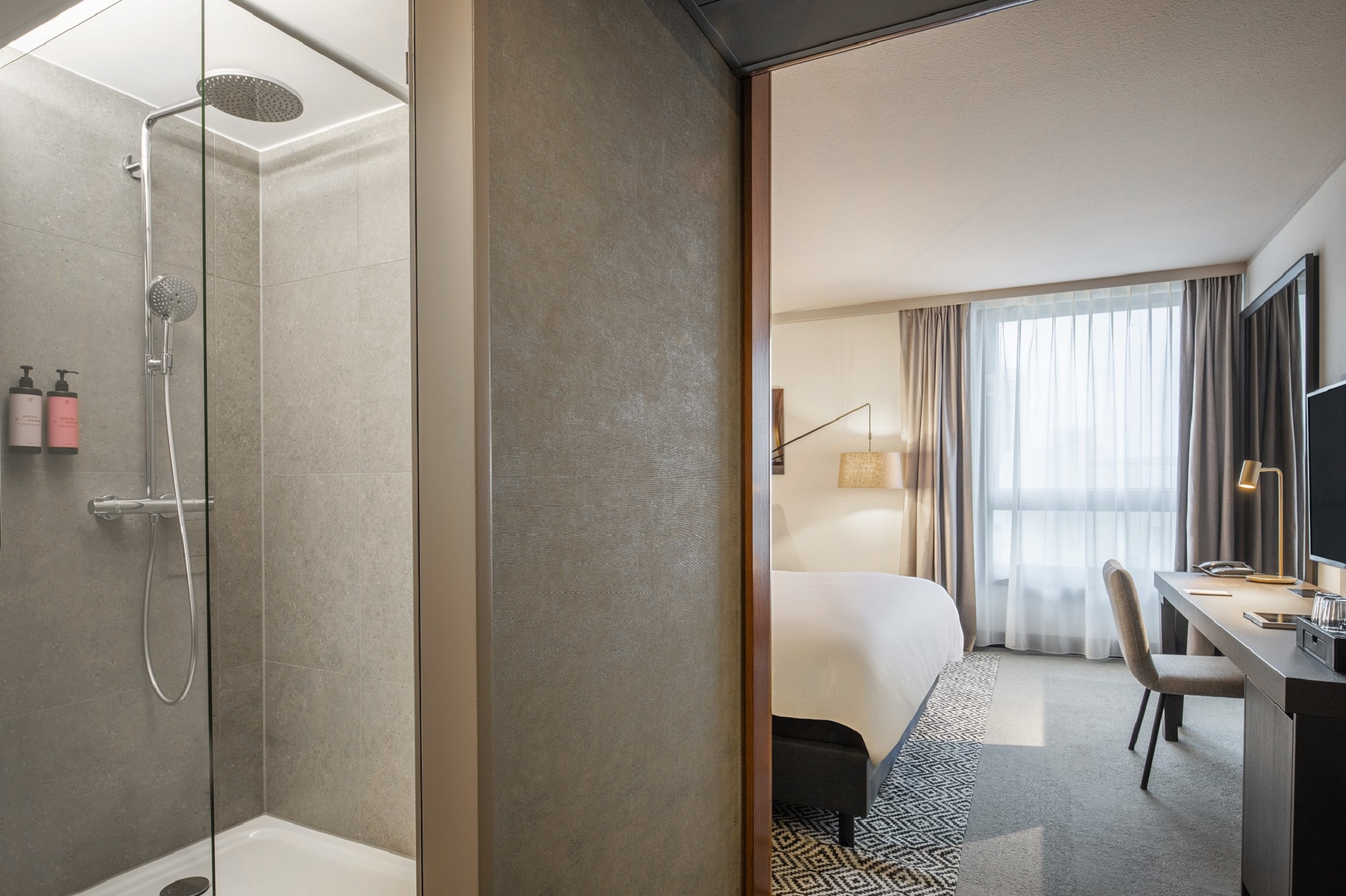 Double King Size Bed