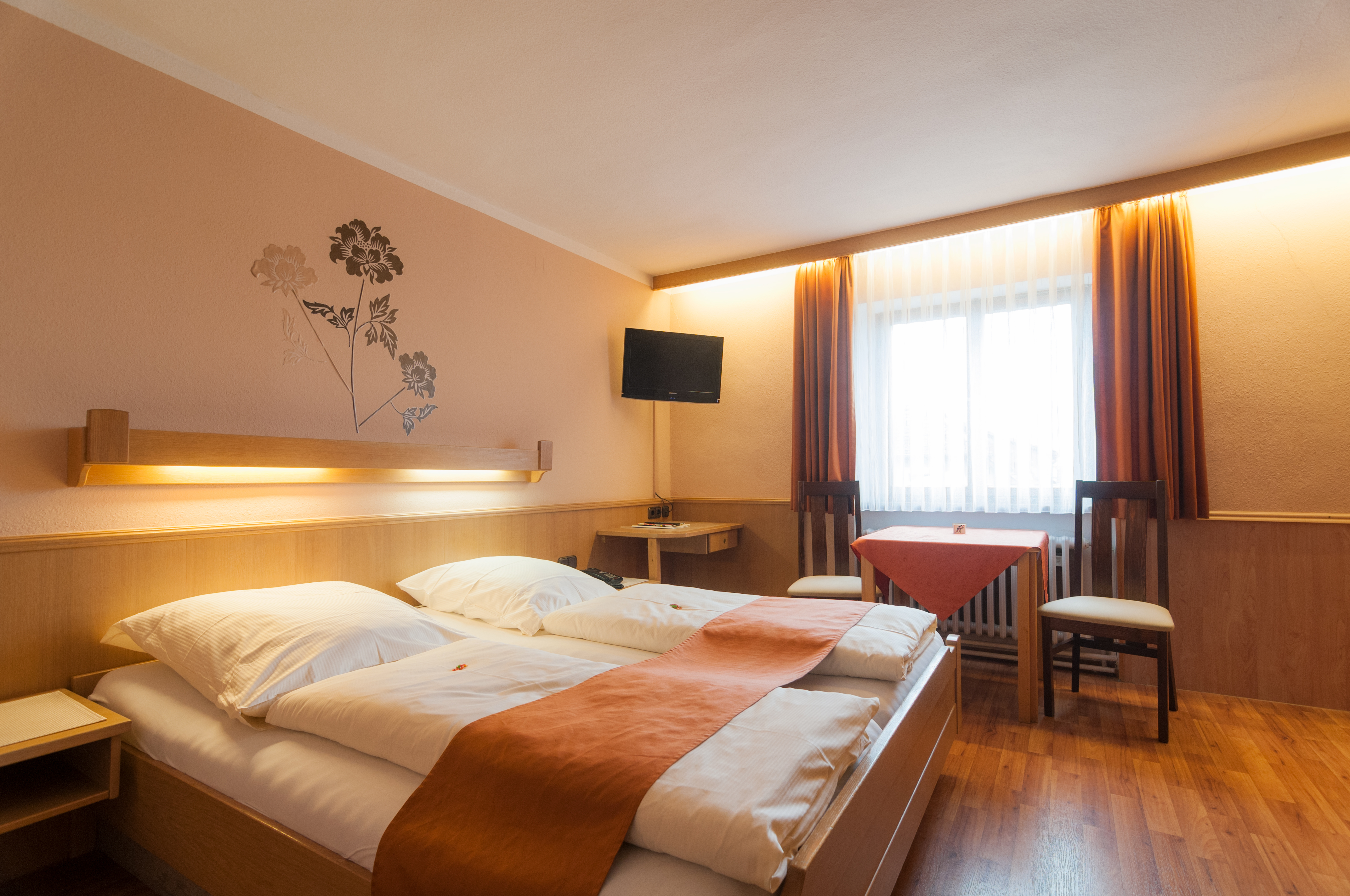 Double or Twin Standard