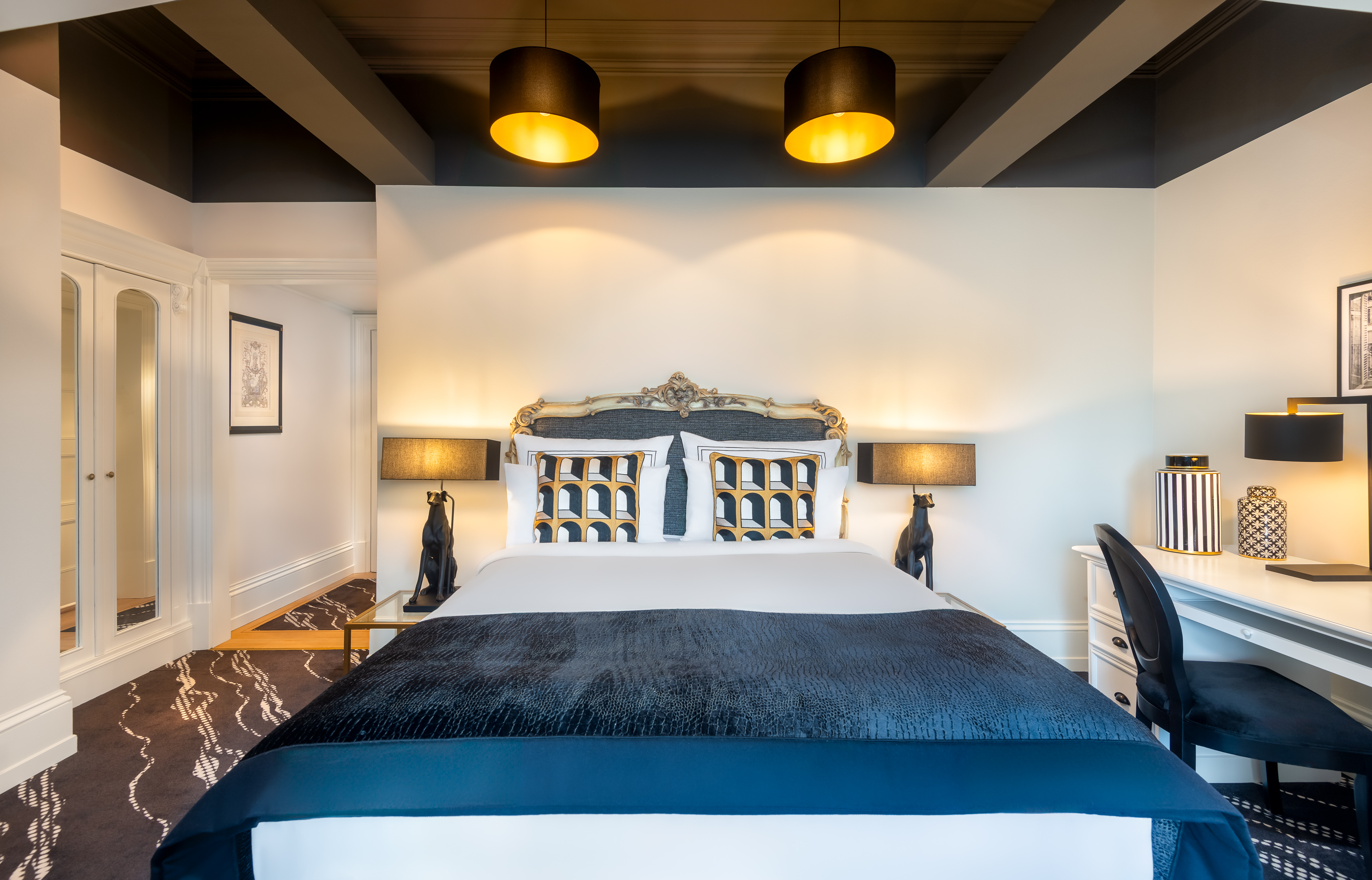 Double Deluxe One Bedroom