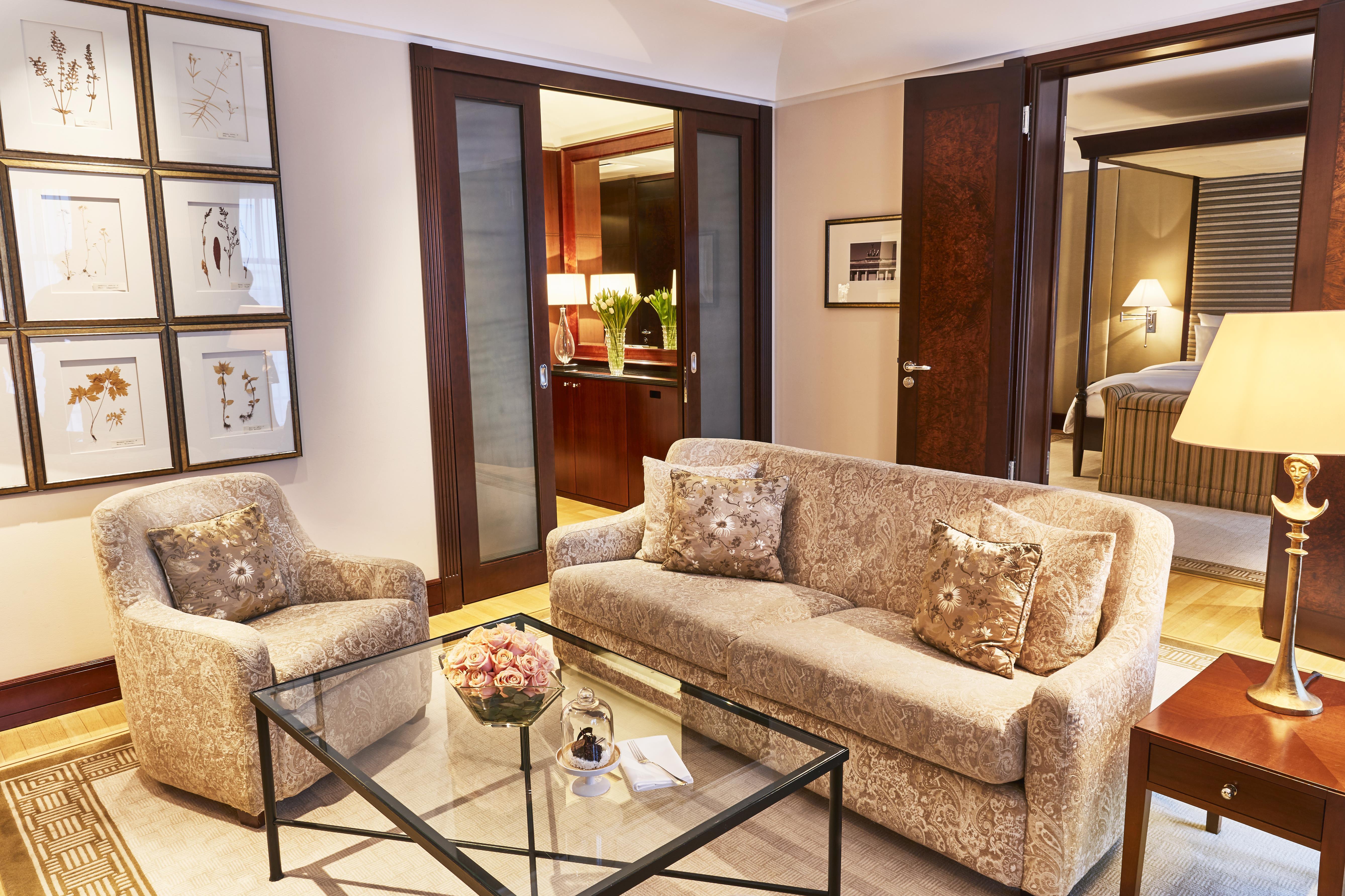 Suite with Views