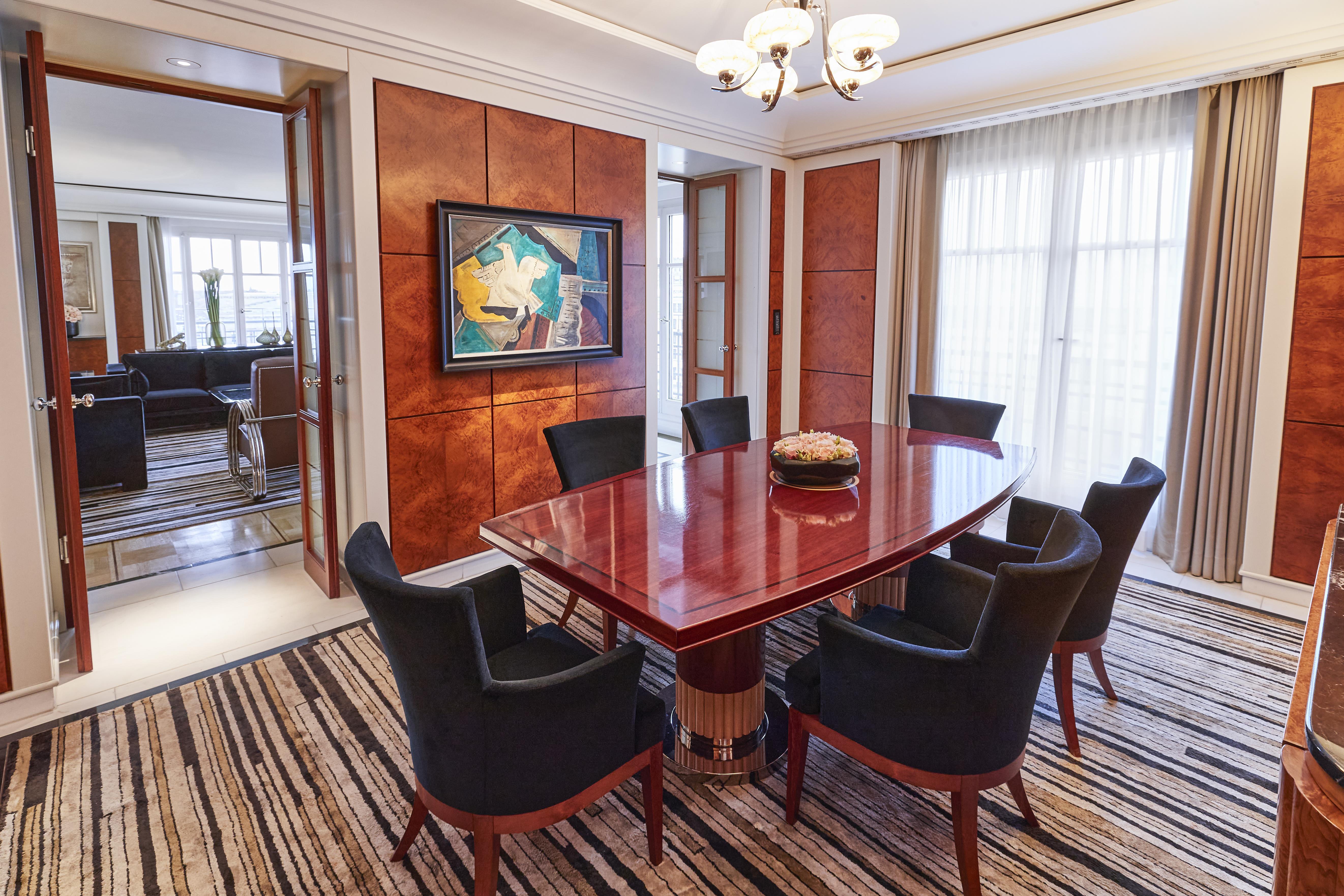 Suite Superior with Views