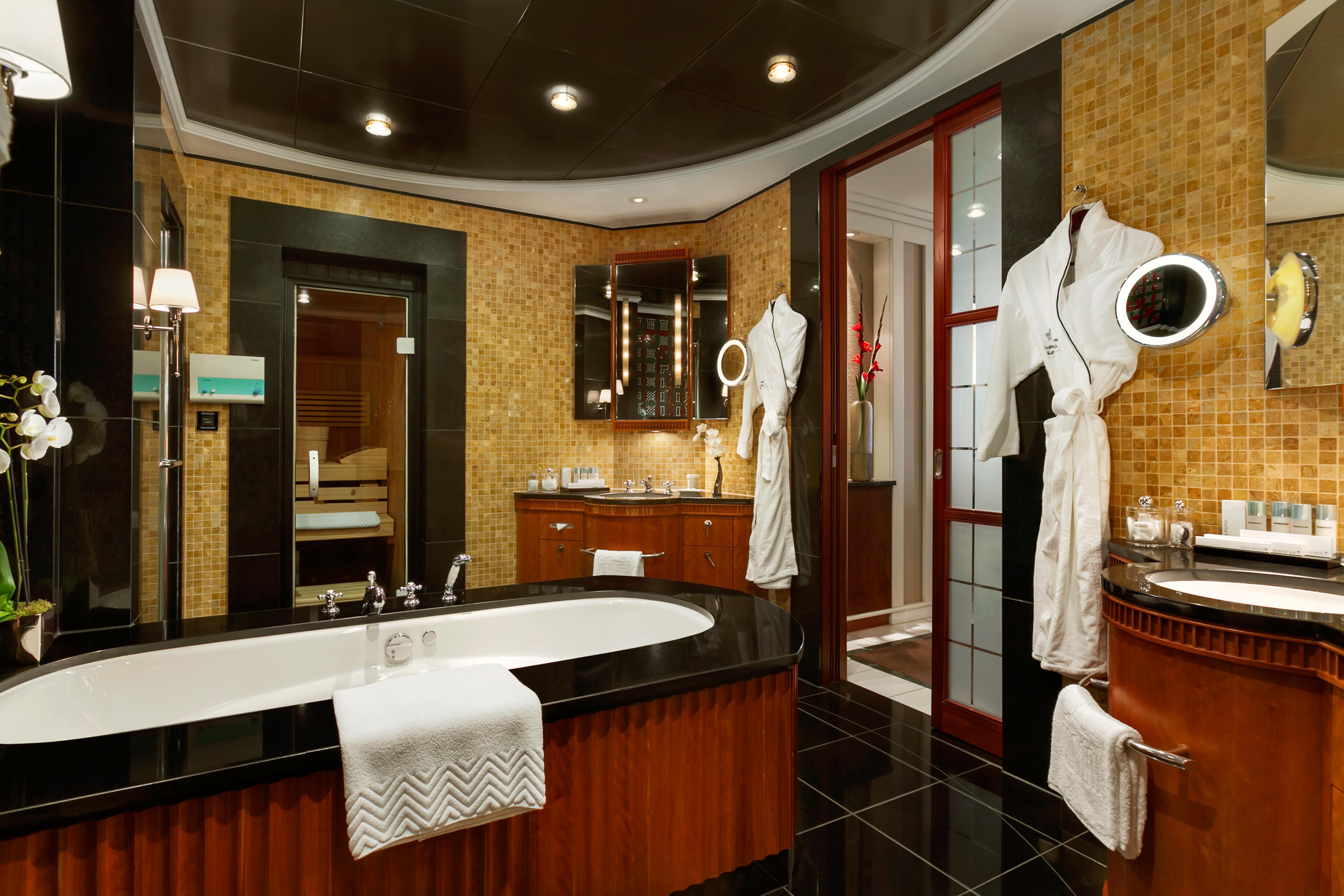Suite Superior with Views