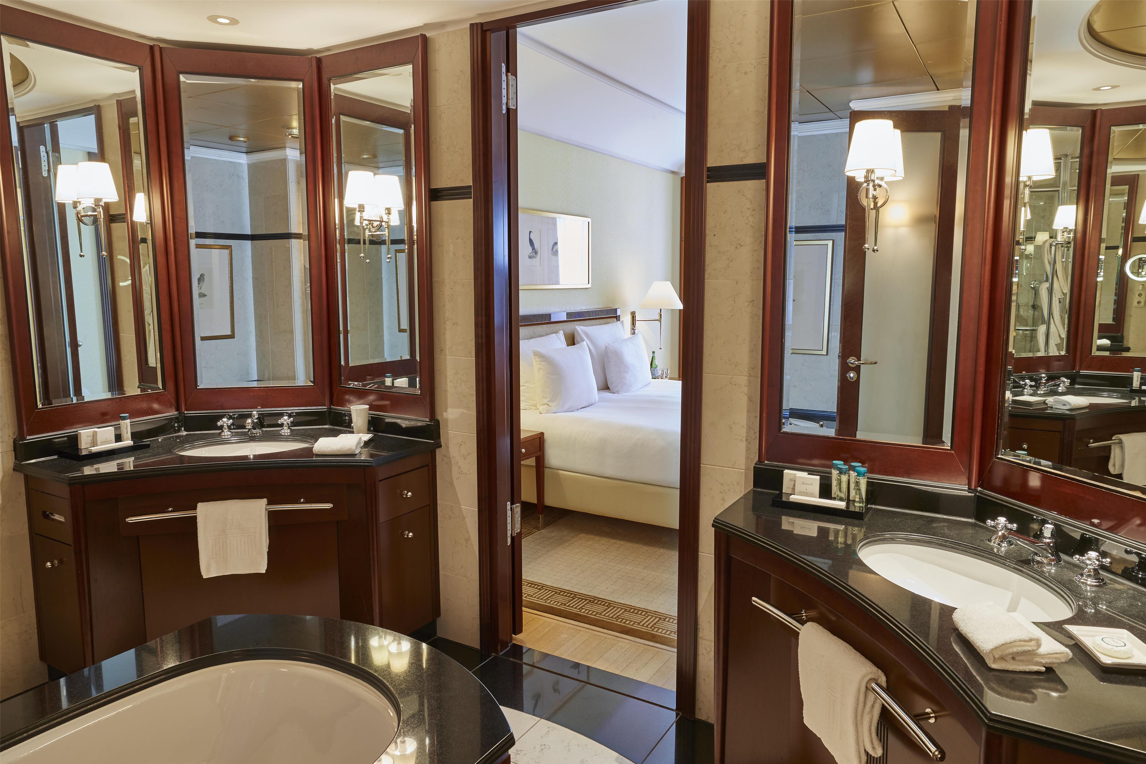 Room Executive