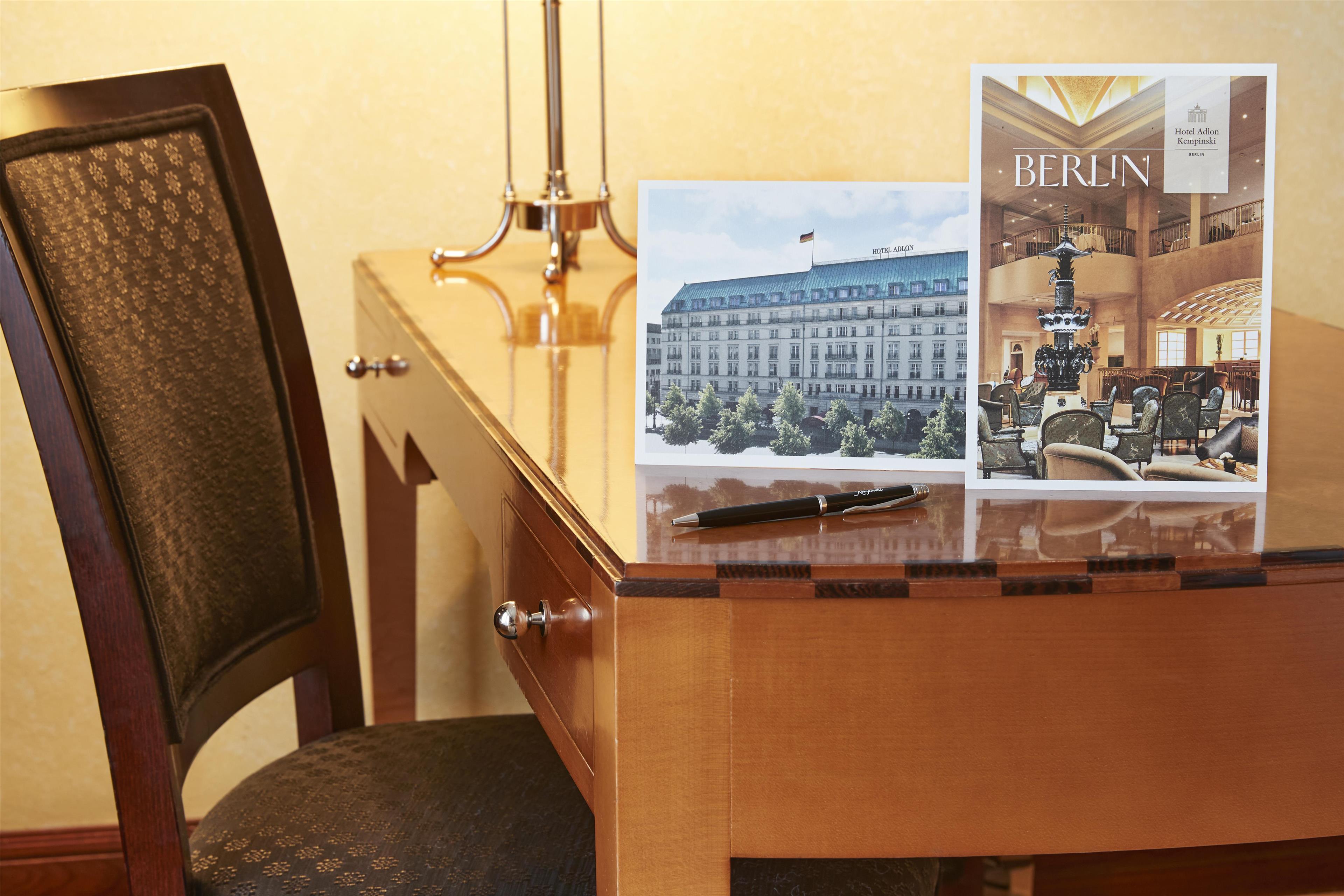 Room Executive
