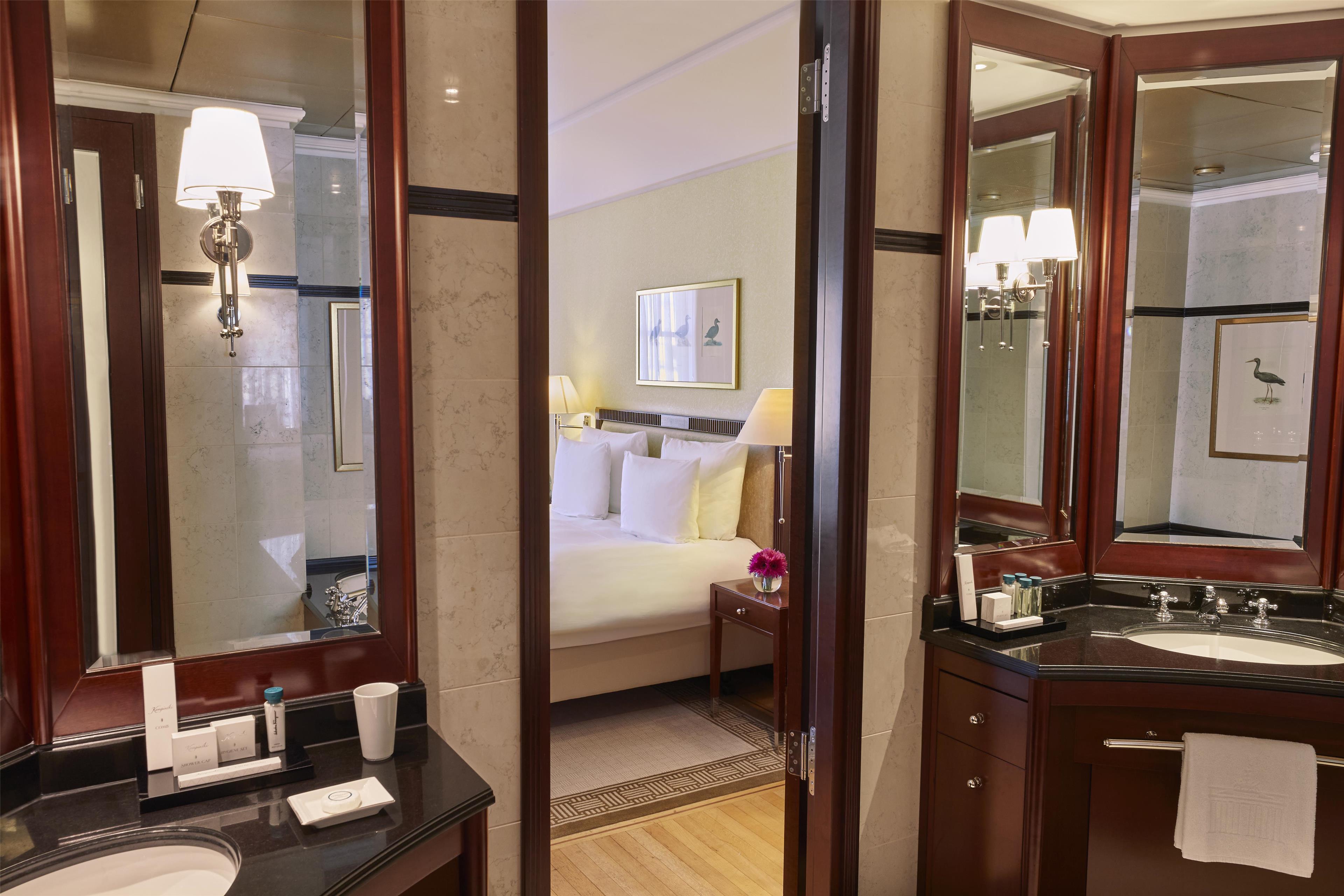 Junior Suite with Views