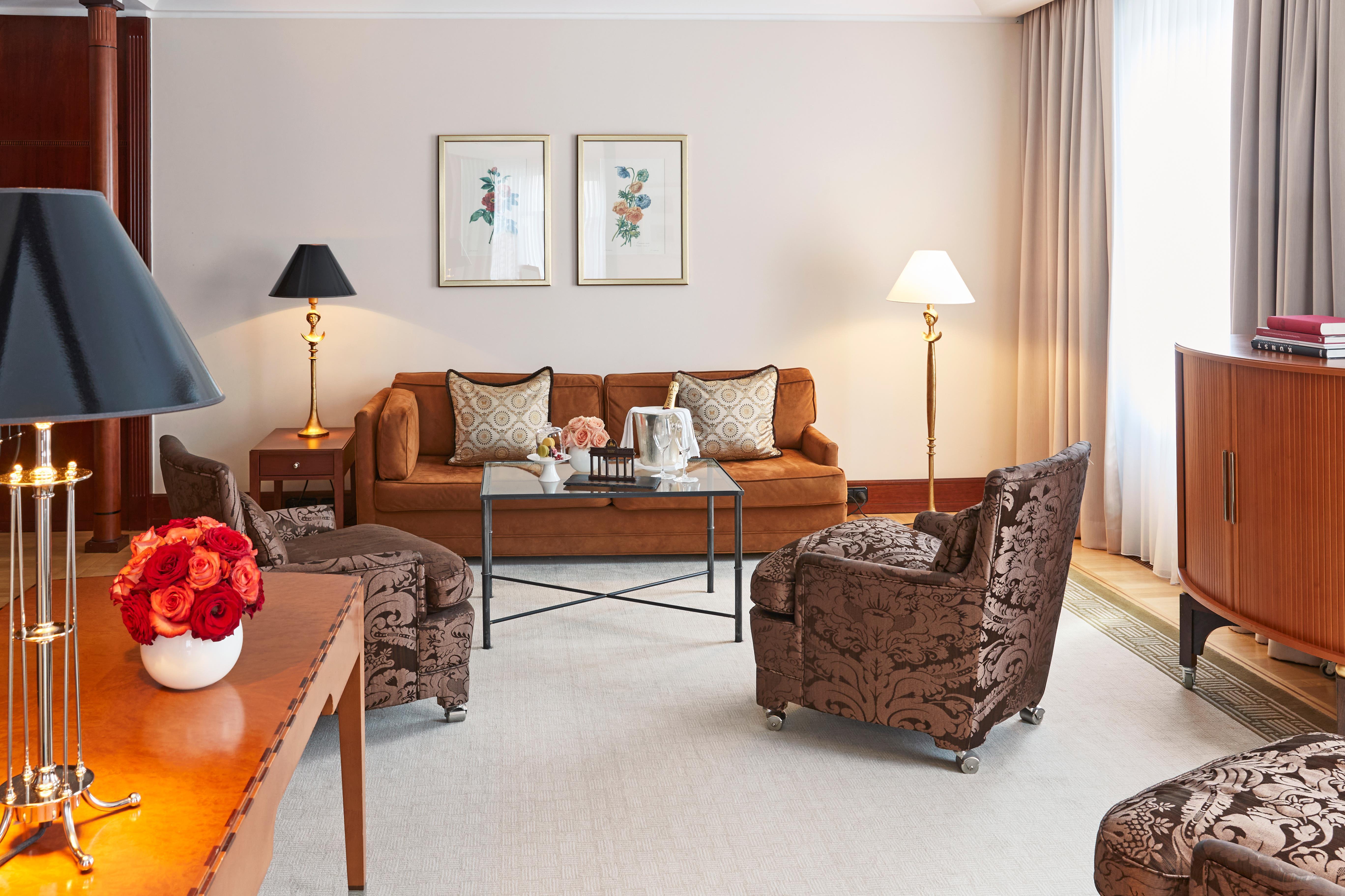 Suite with Views