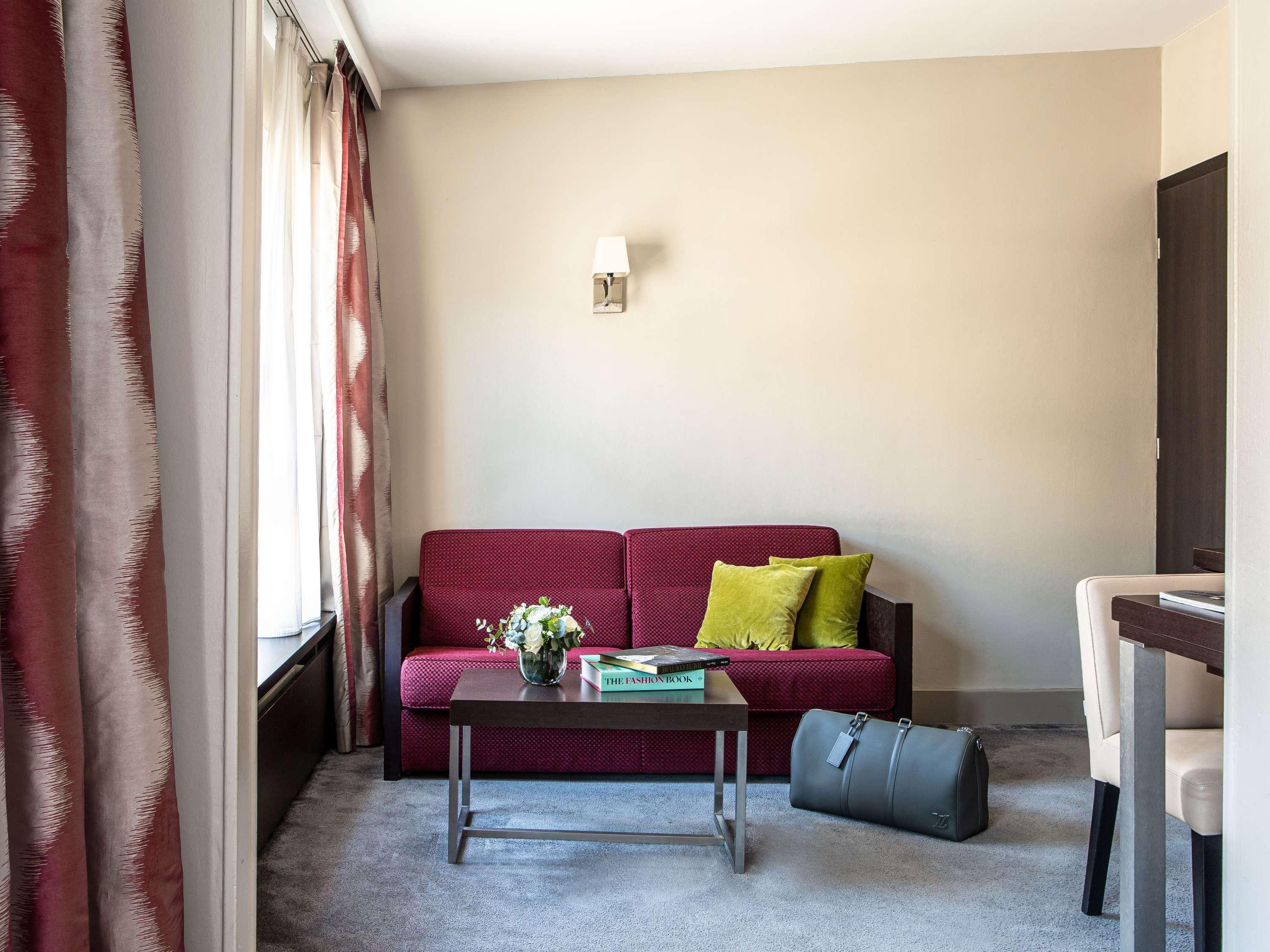 Junior Suite King Size Bed