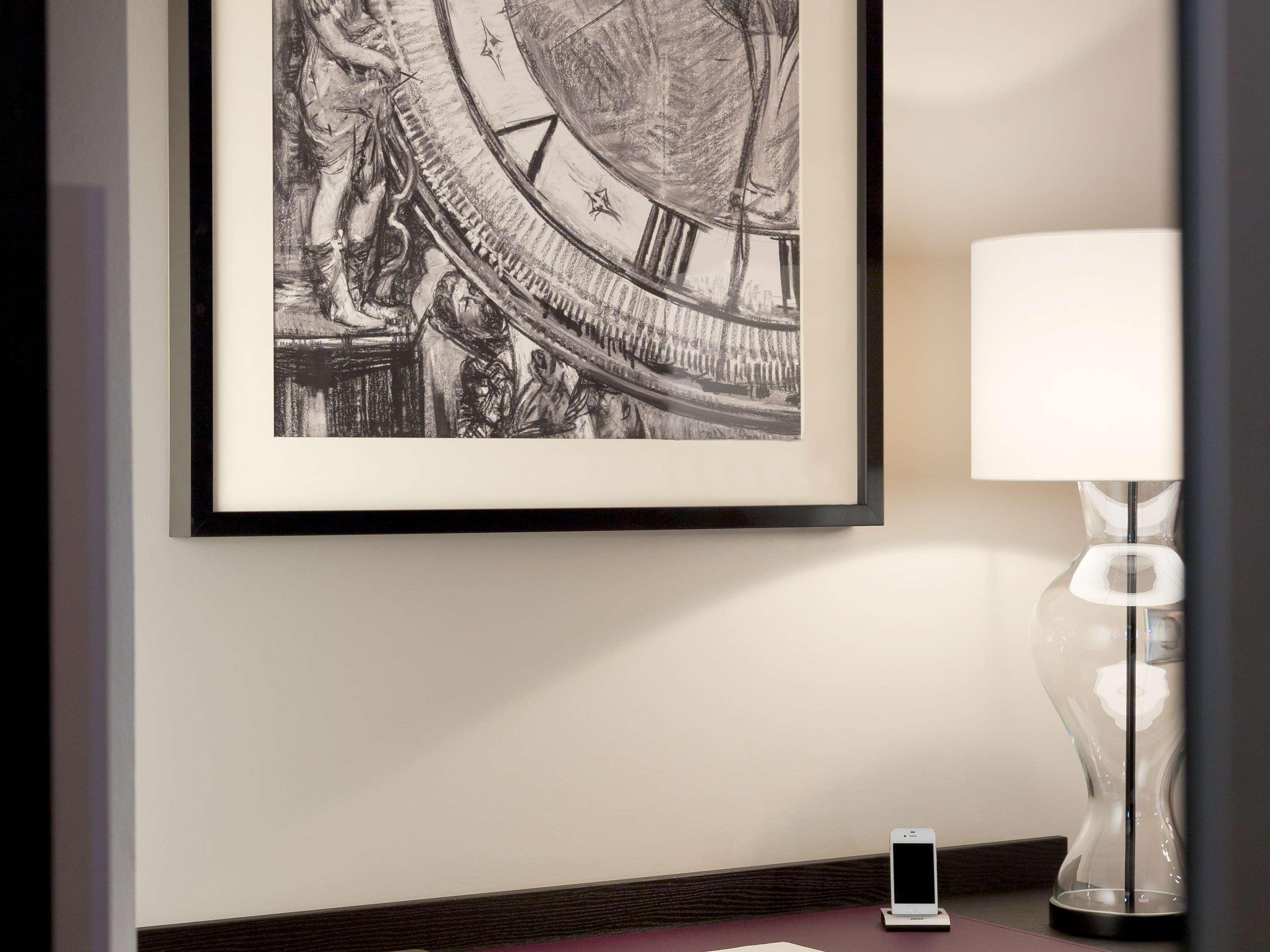 Junior Suite King Size Bed