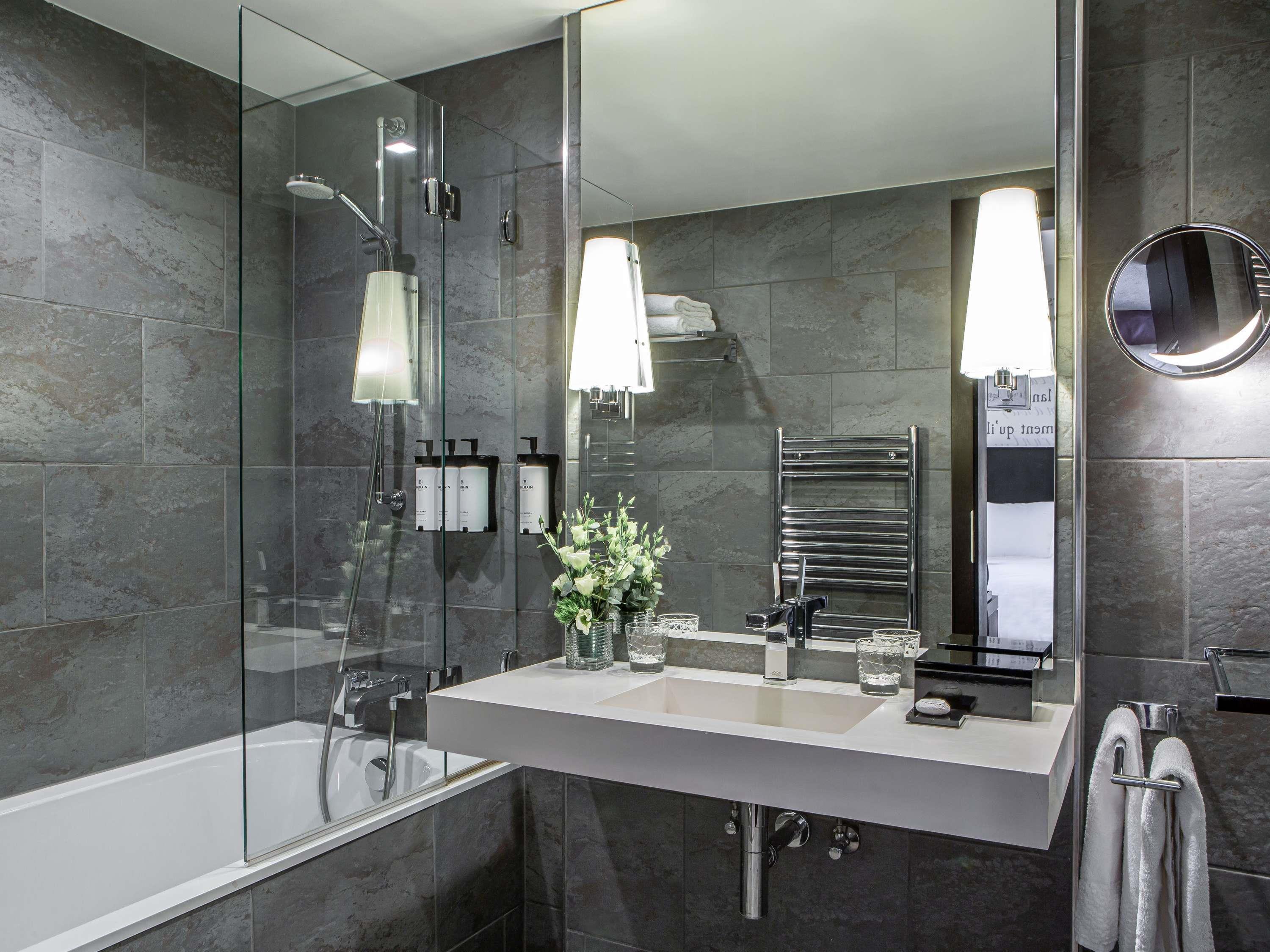 Junior Suite King Size Bed