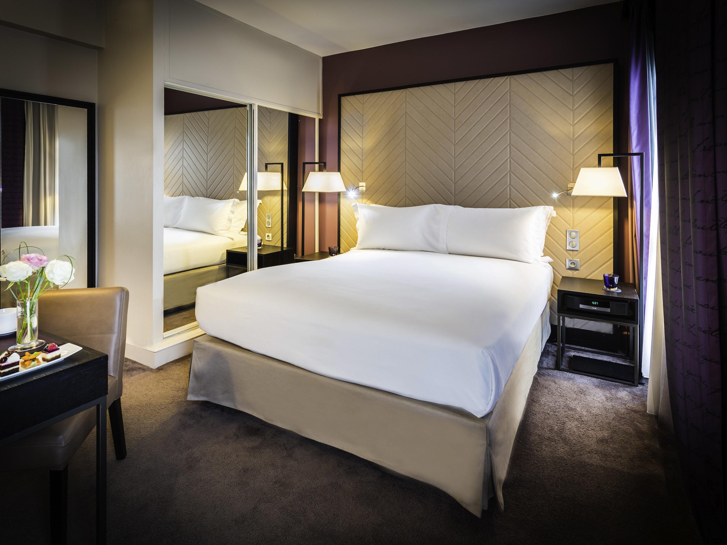 Double Classic Queen Bed