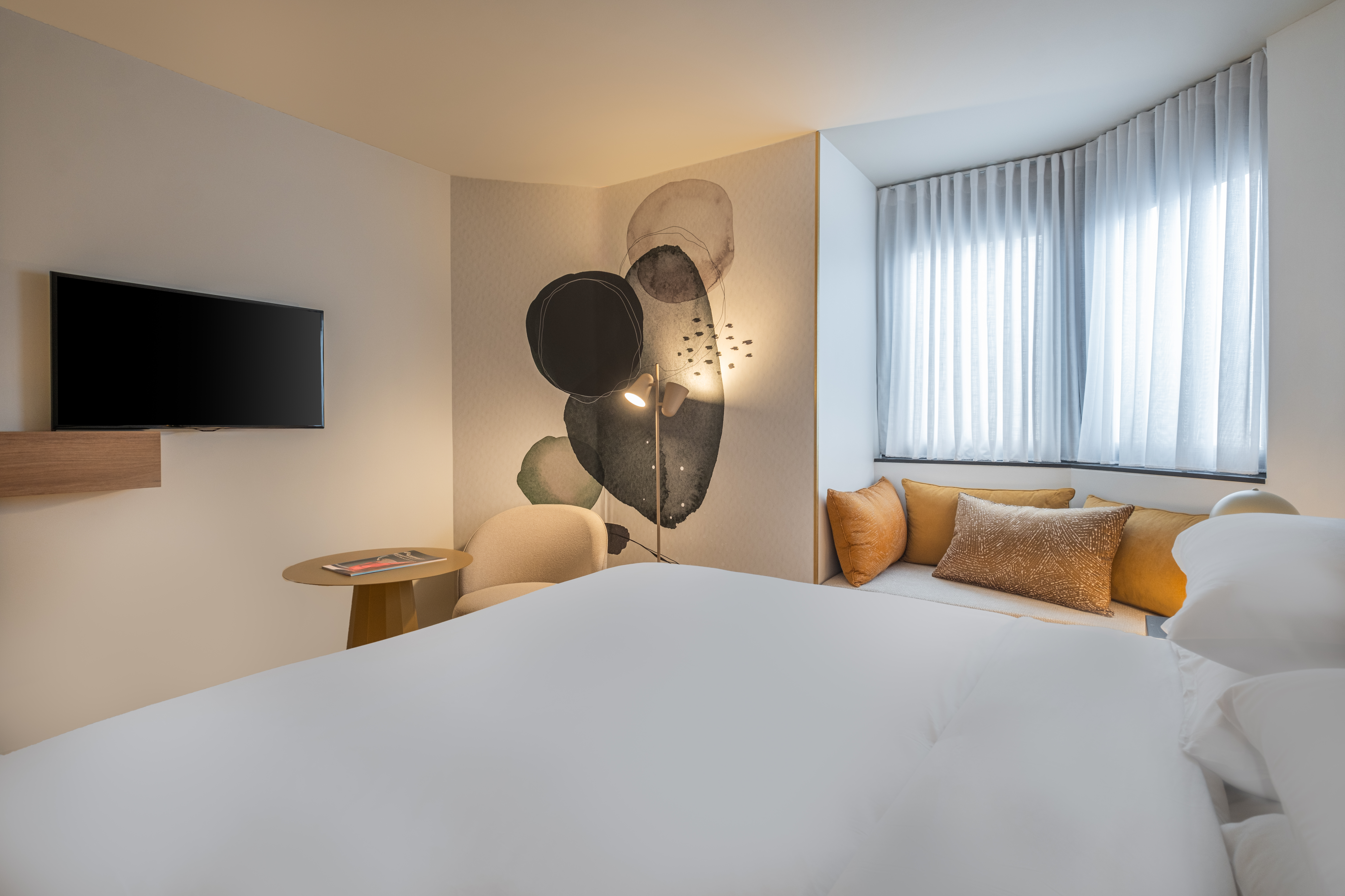 Double King Size Bed