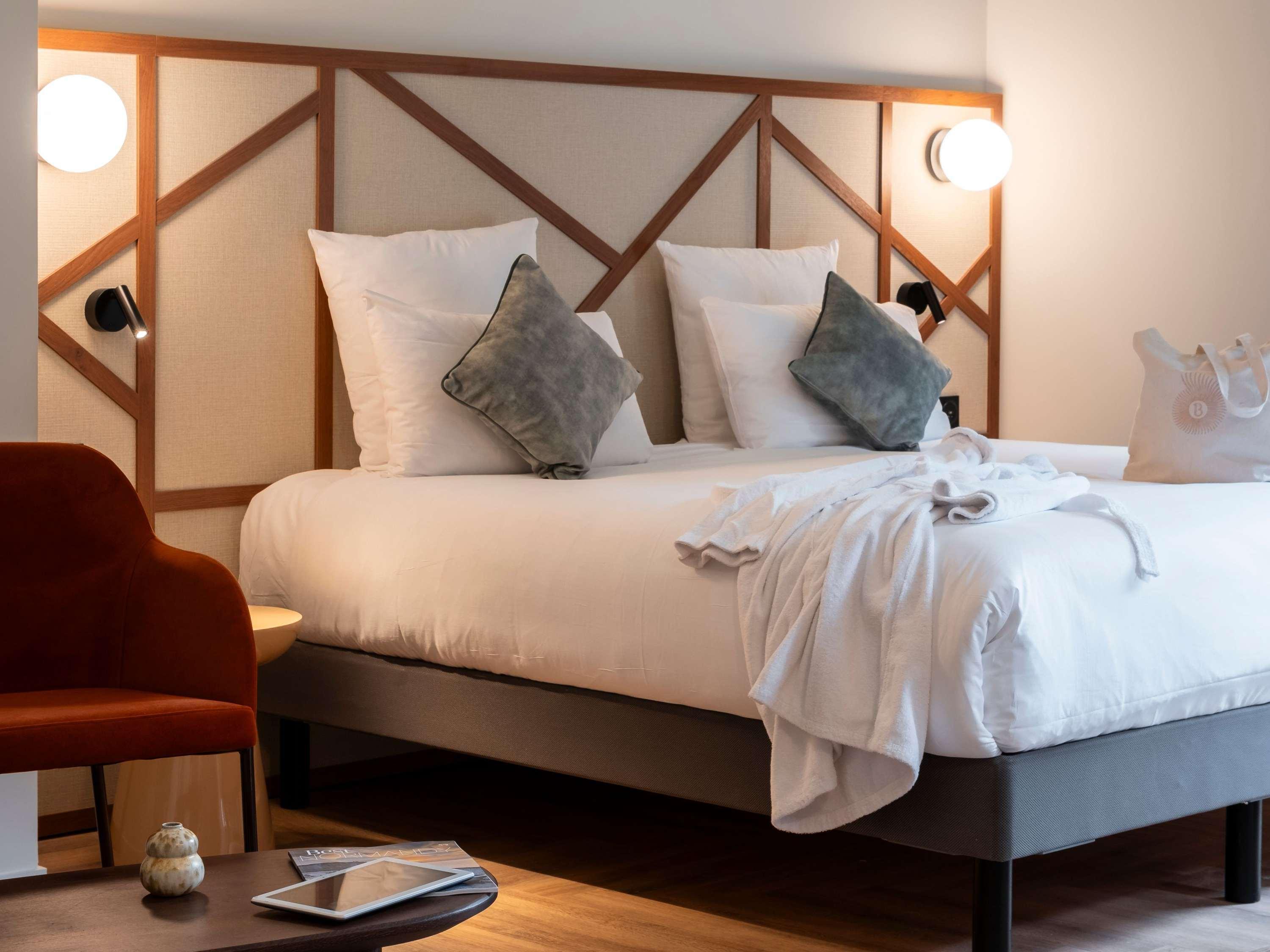 Double Superior with Double Bed