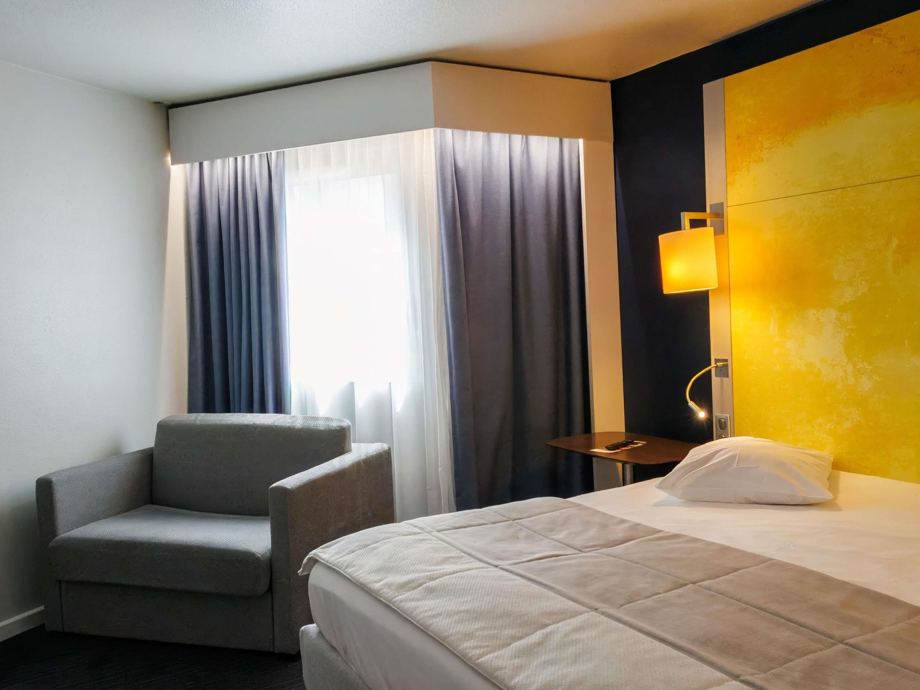 Double Classic Double Bed