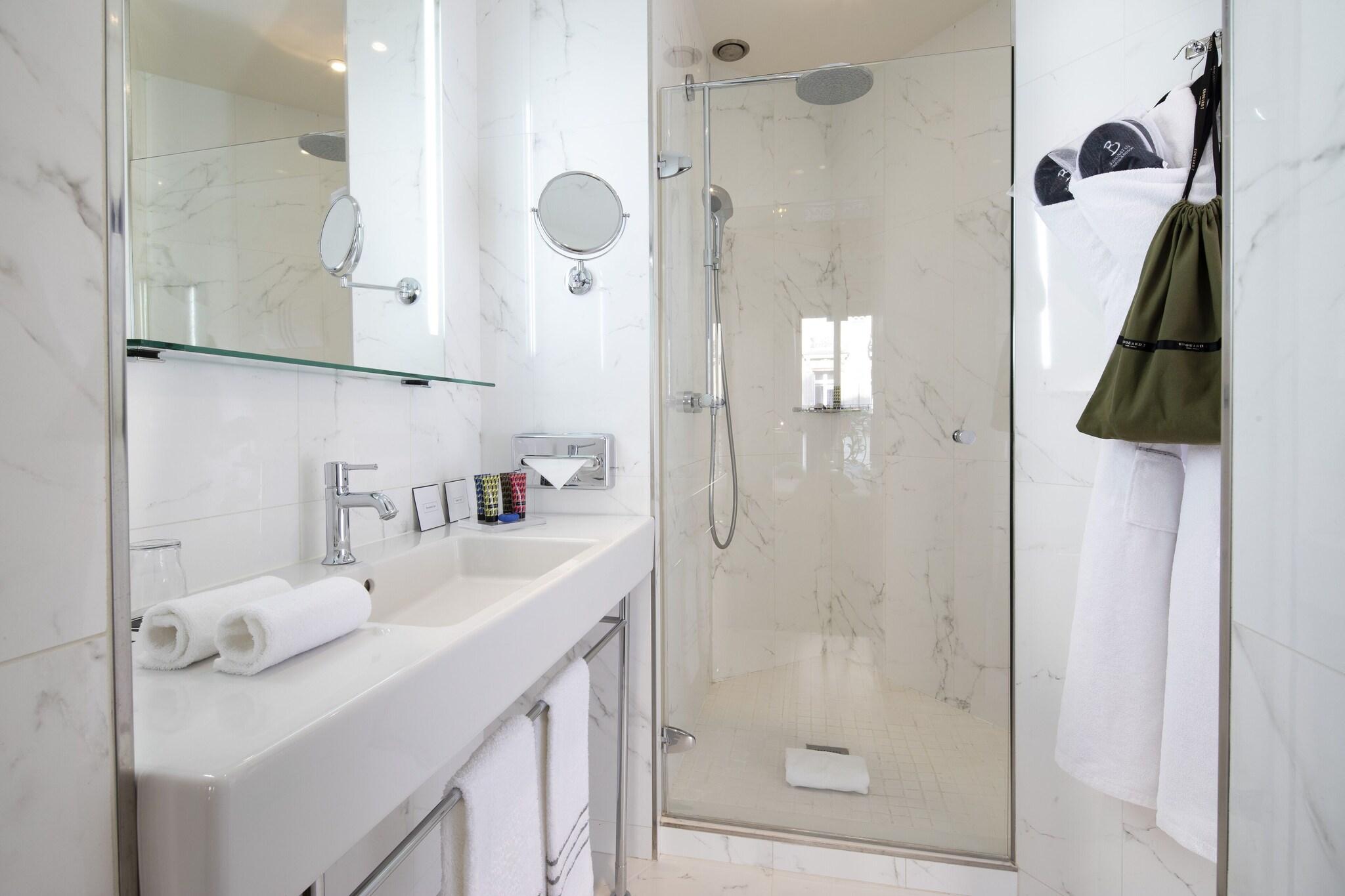 Double Superior with Views