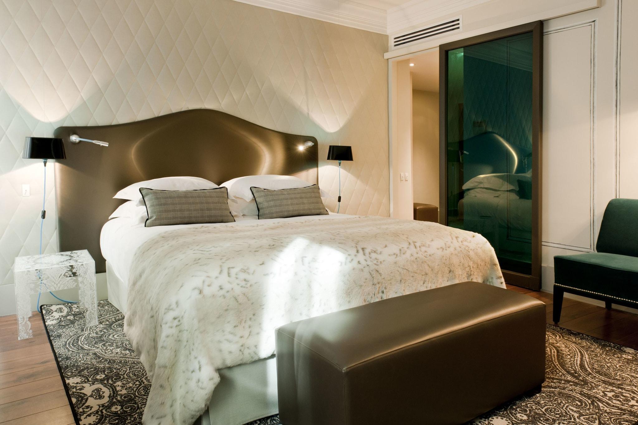 Double Superior with Views