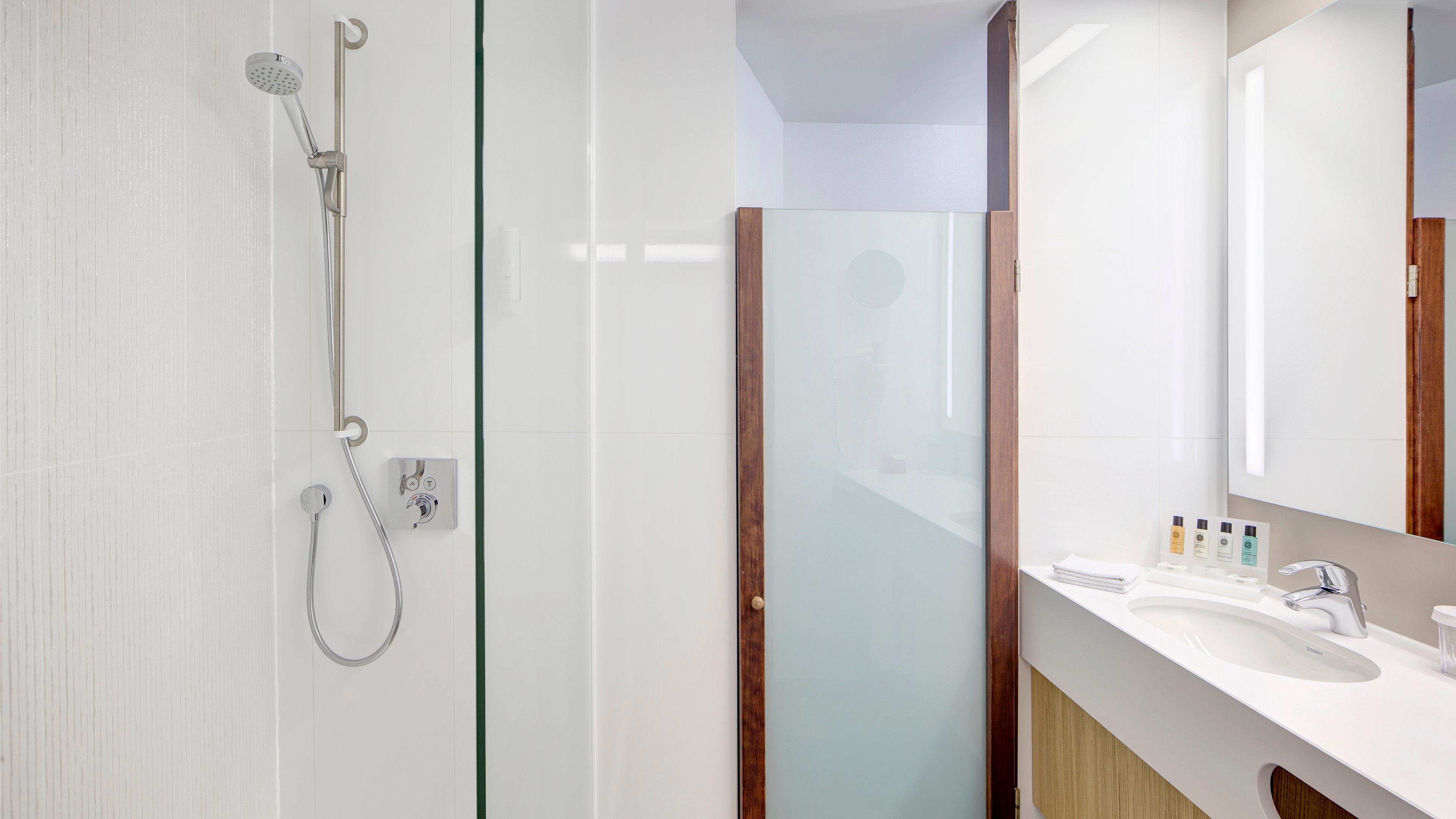 Twin Premium City View