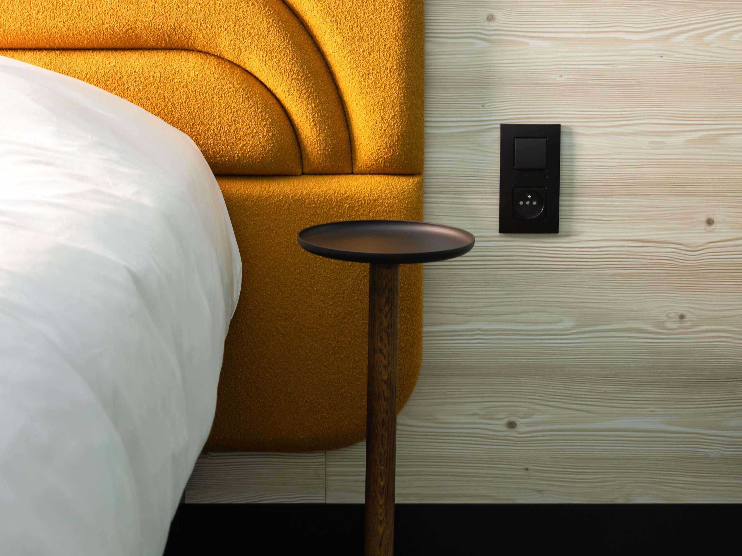 Double Accessible Superior