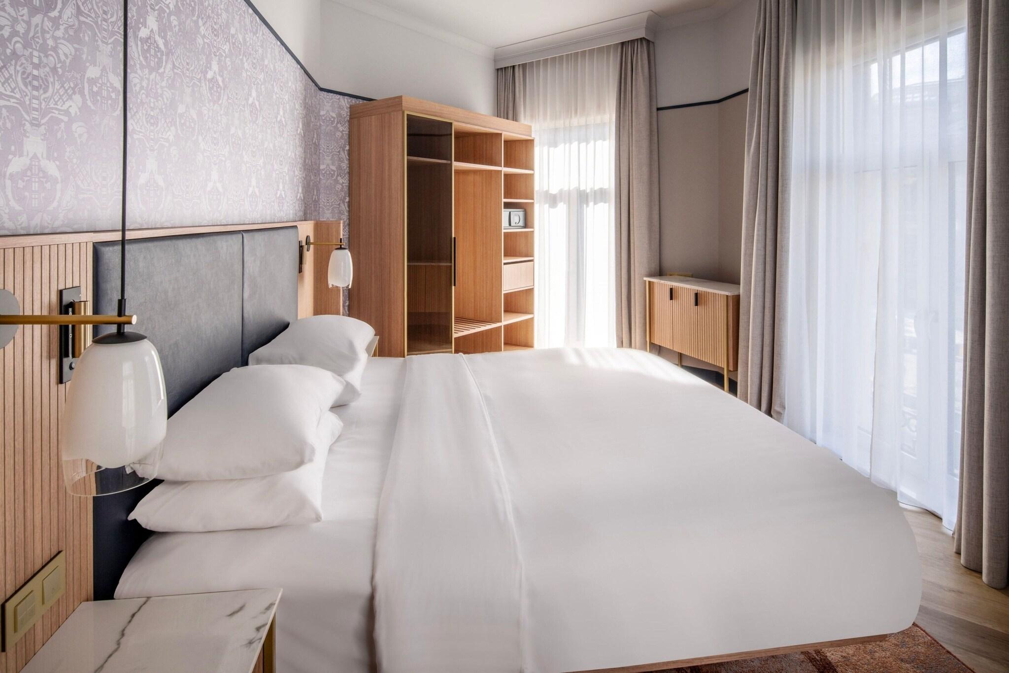 Suite with Double Bed