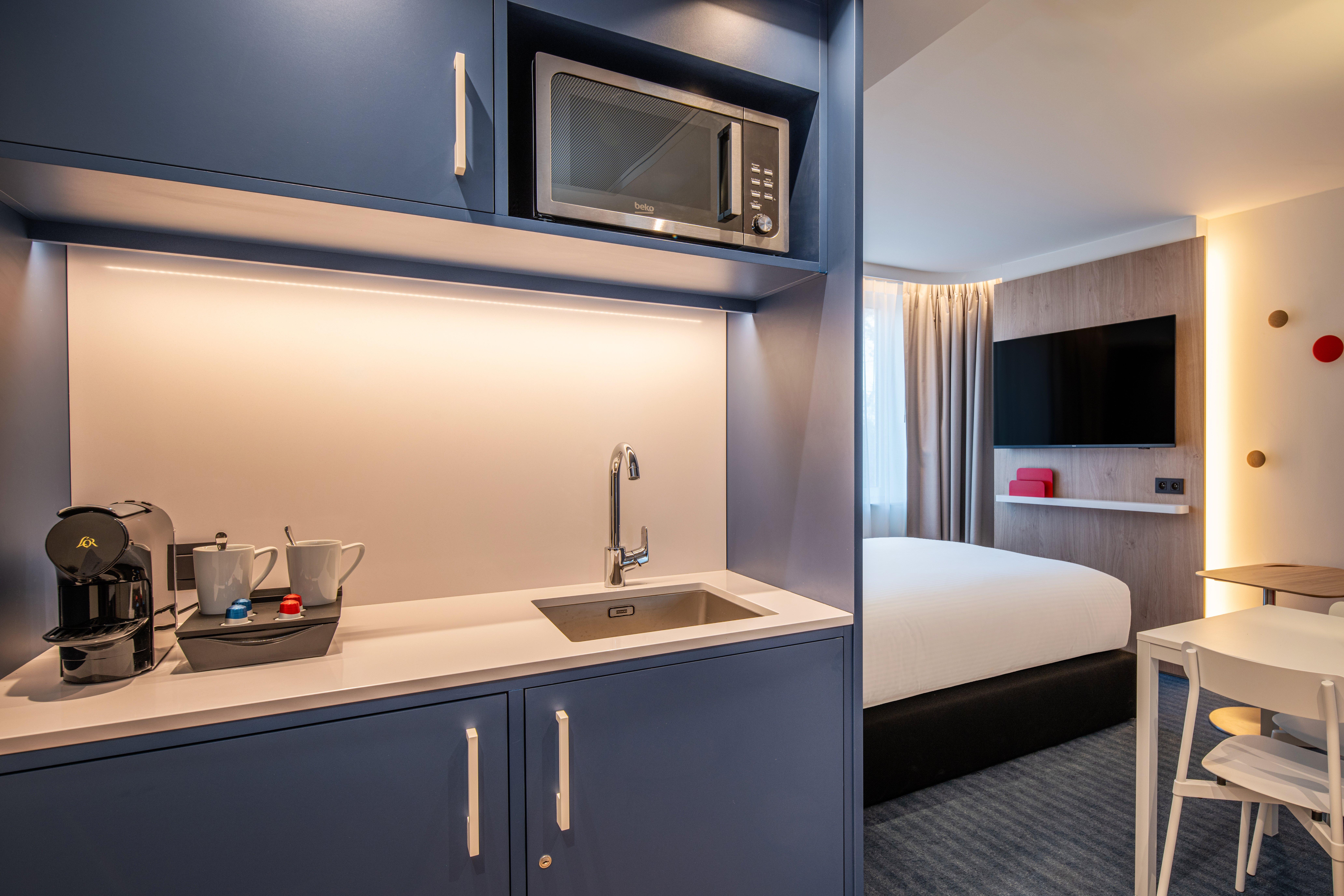 Suite with Kitchenette