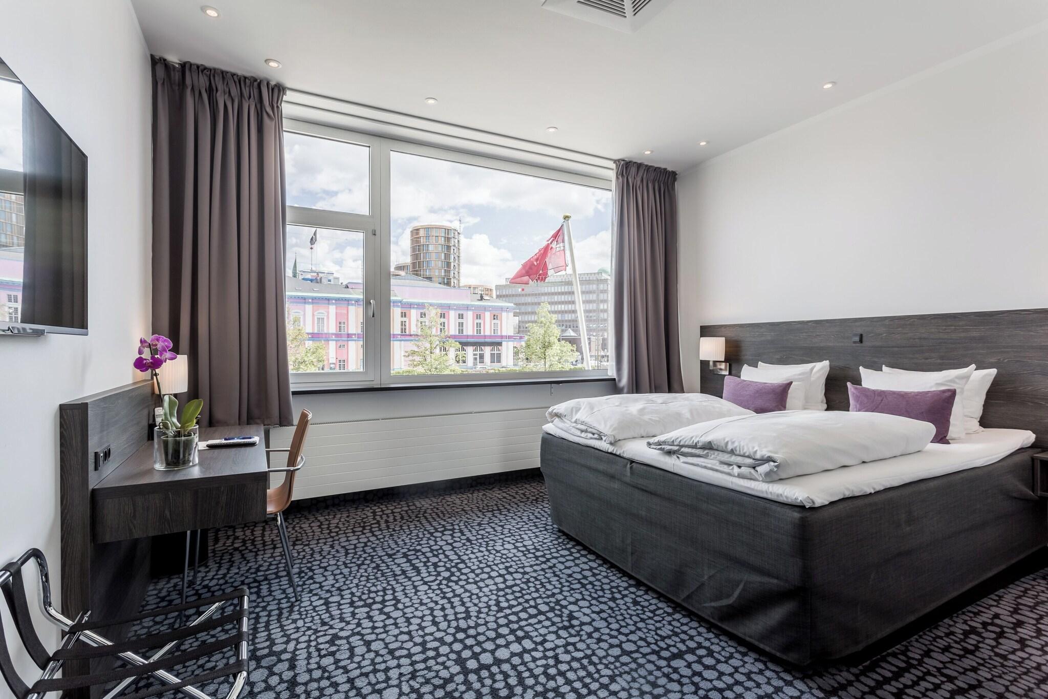 Double Superior King Bed