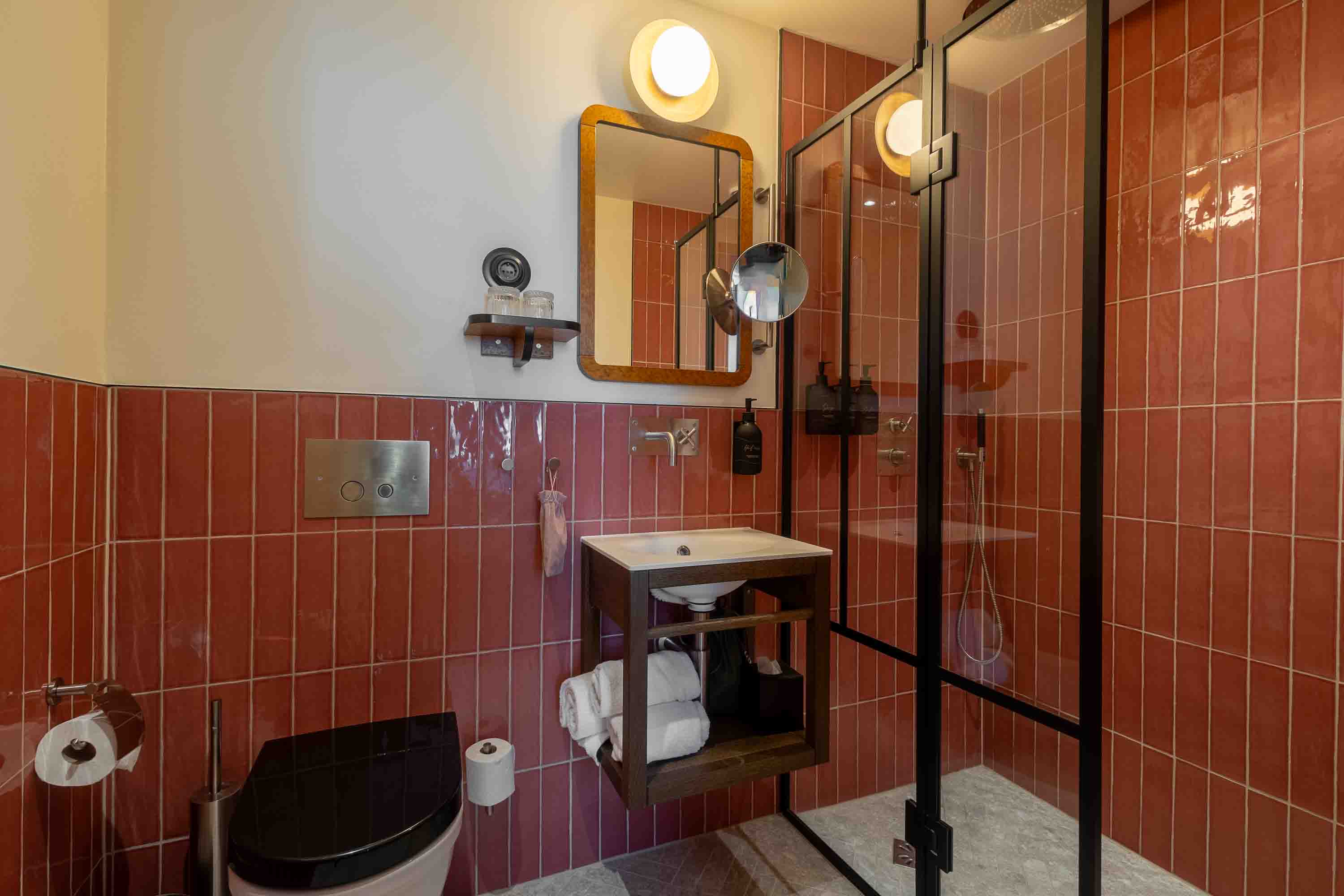 Double Queen Size Bed