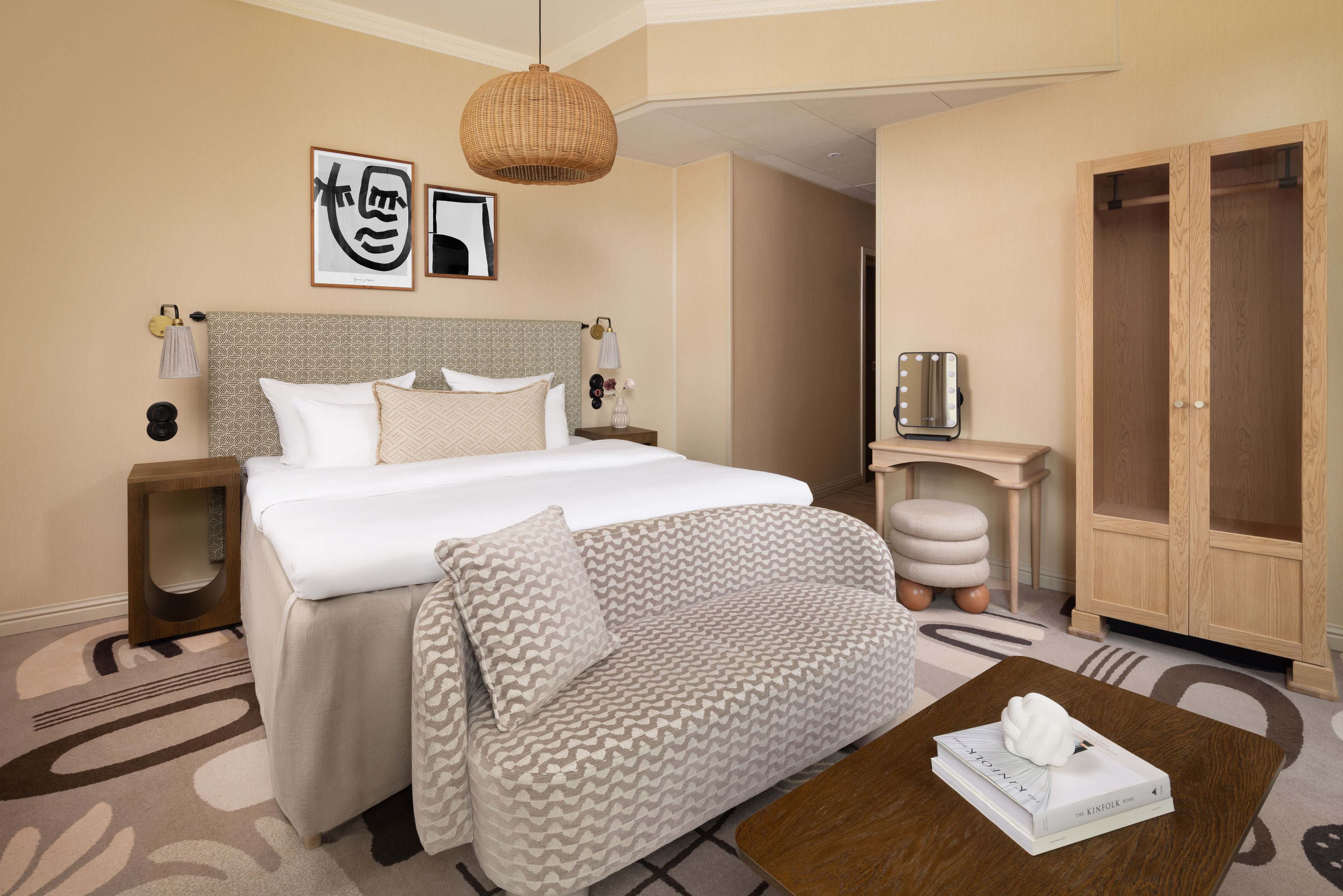 Junior Suite King Size Bed