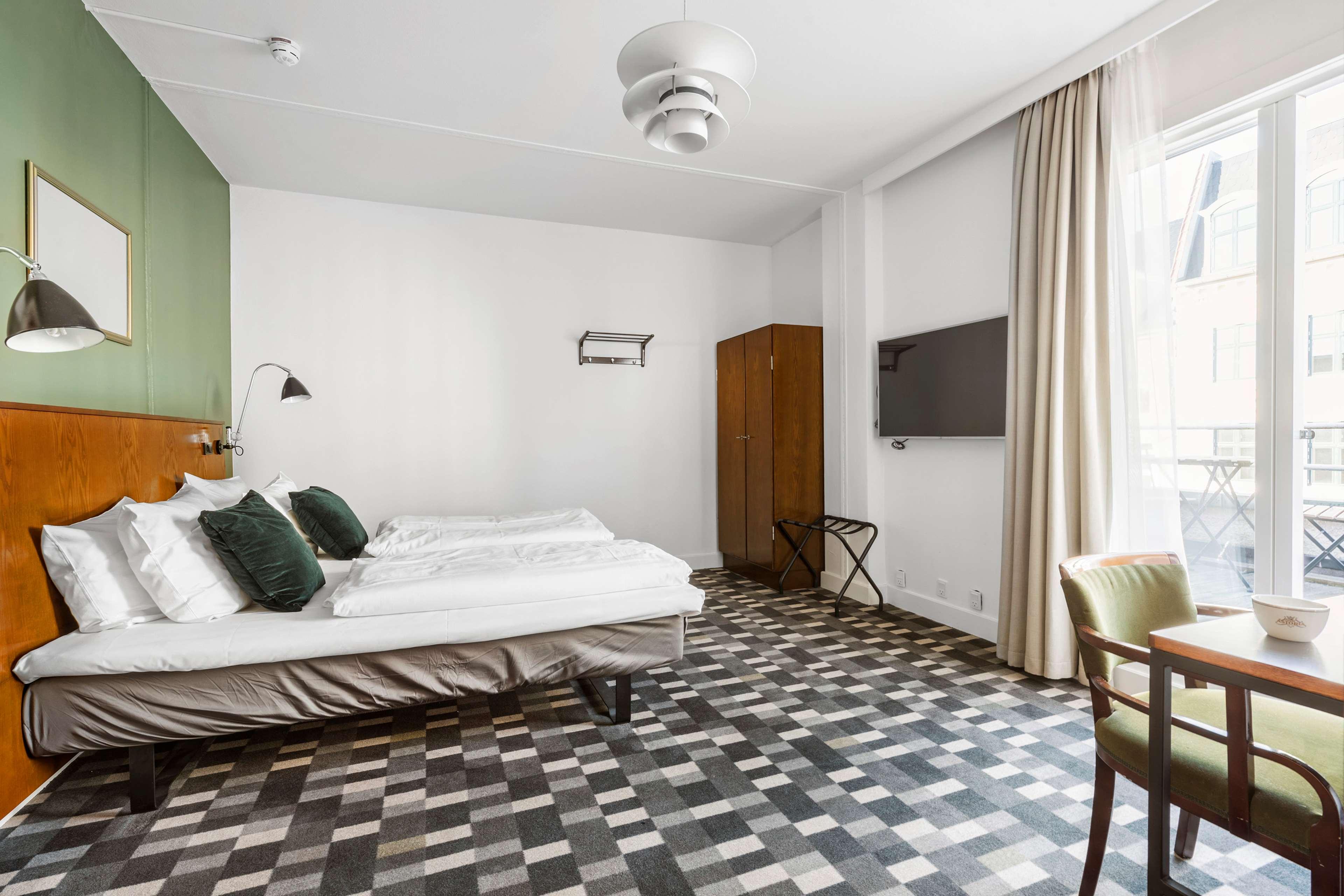 Family Room Standard