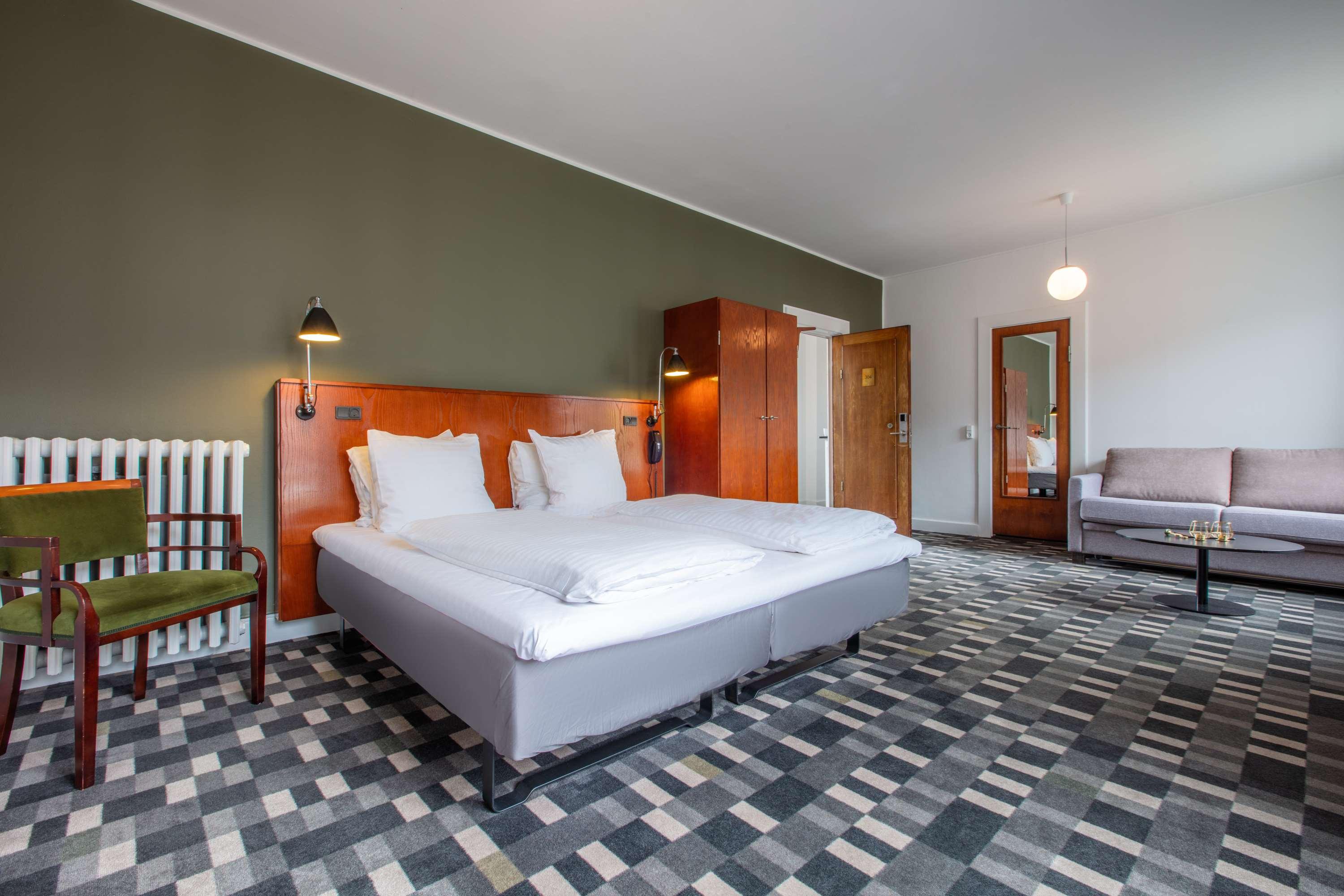 Family Room Standard