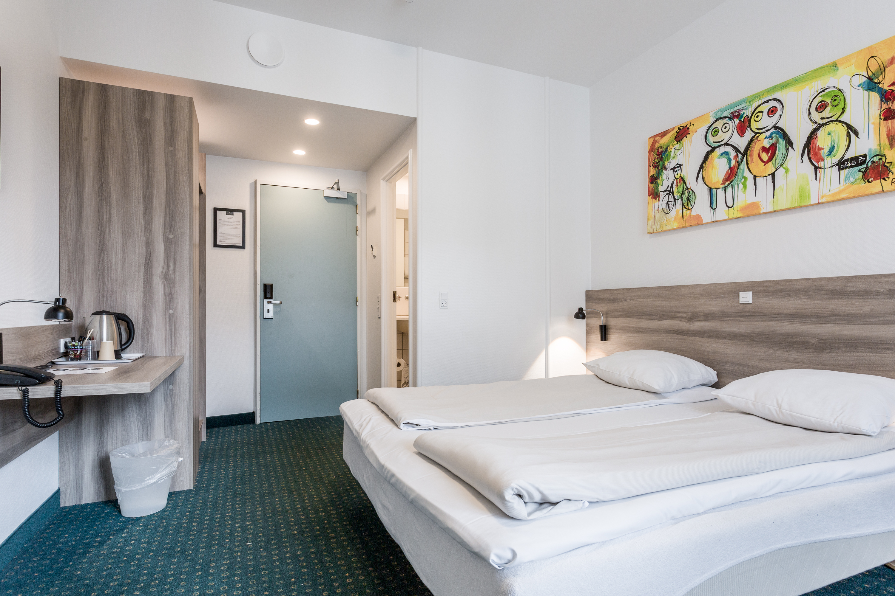 Double or Twin Standard