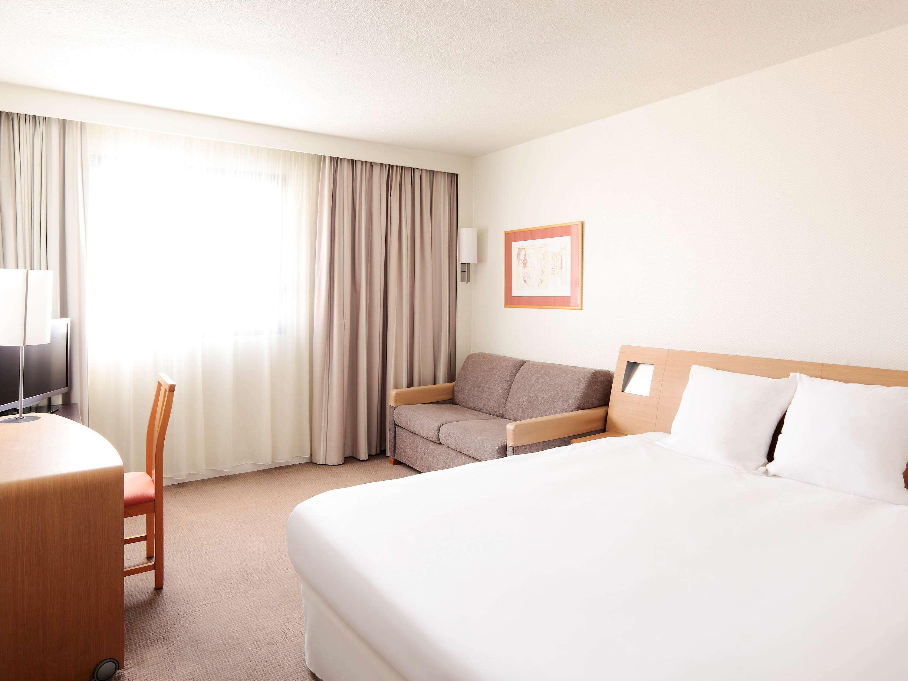 Double Classic Double Bed