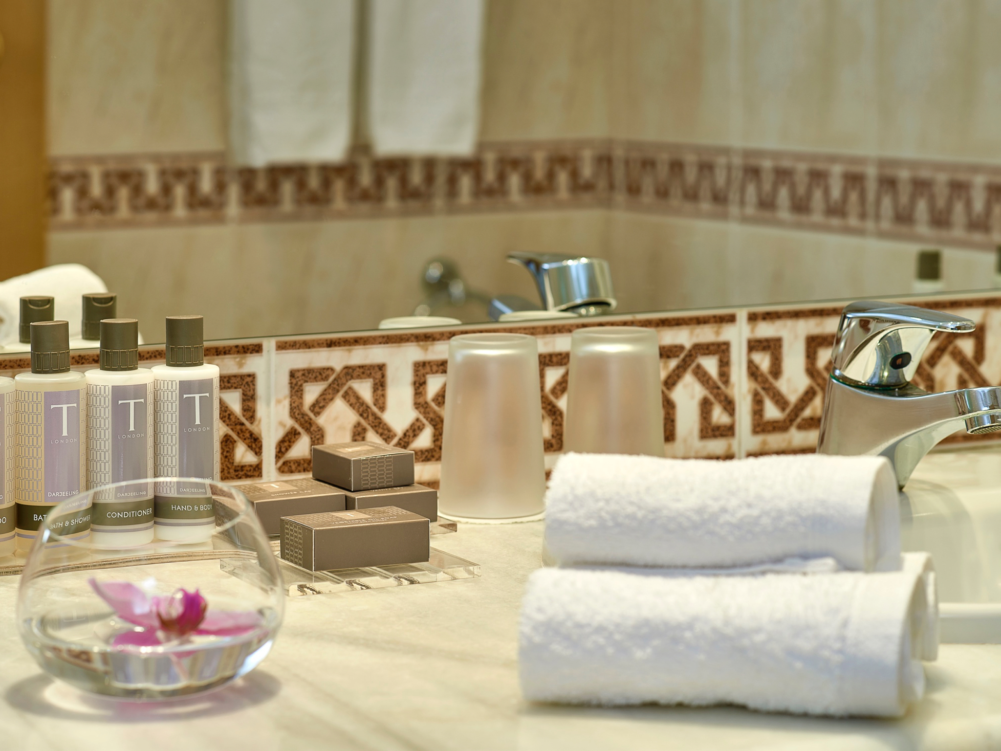 Double or Twin Side Sea View