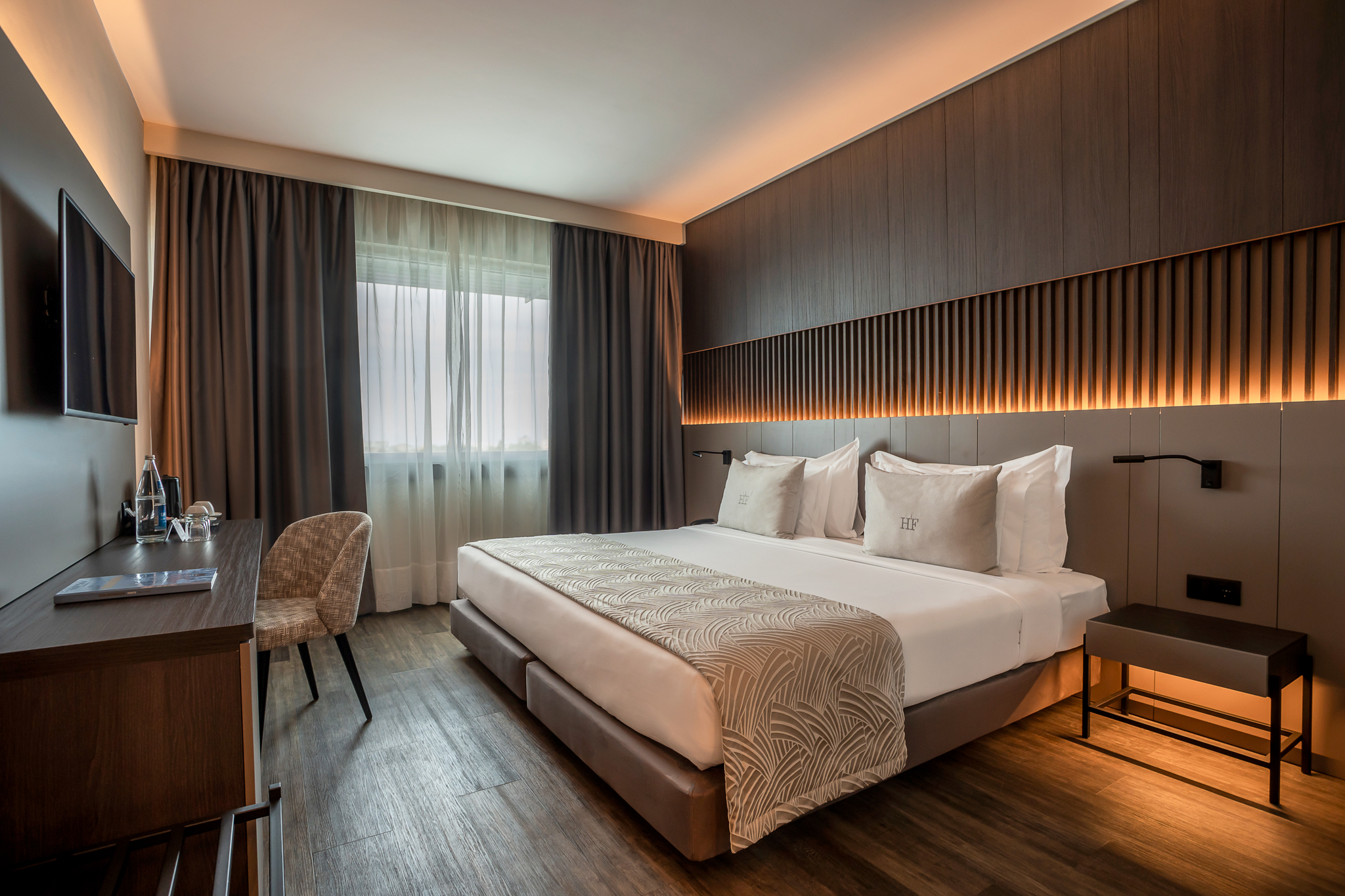 Double King Size Bed