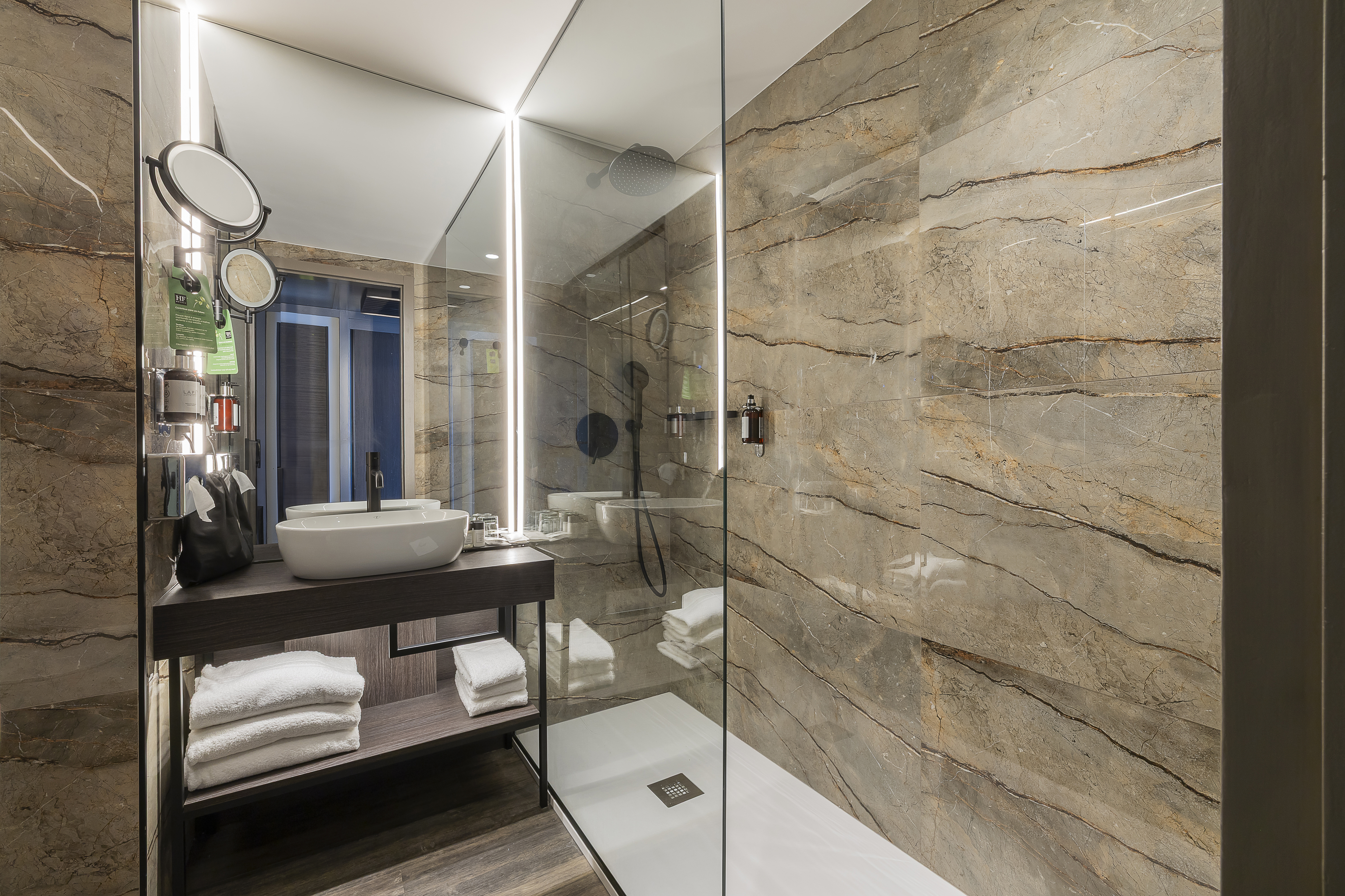 Double King Size Bed