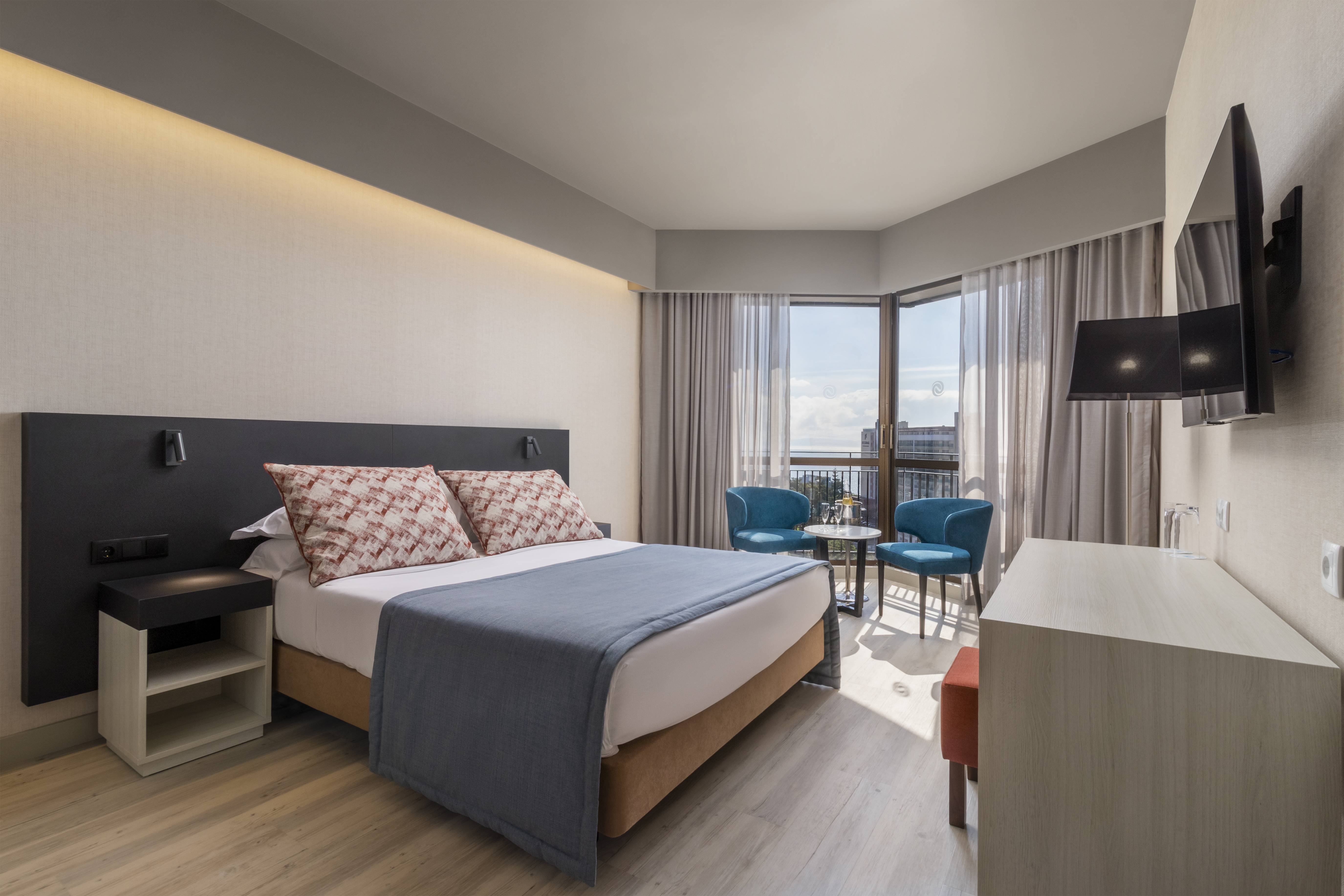 Double or Twin Sea View