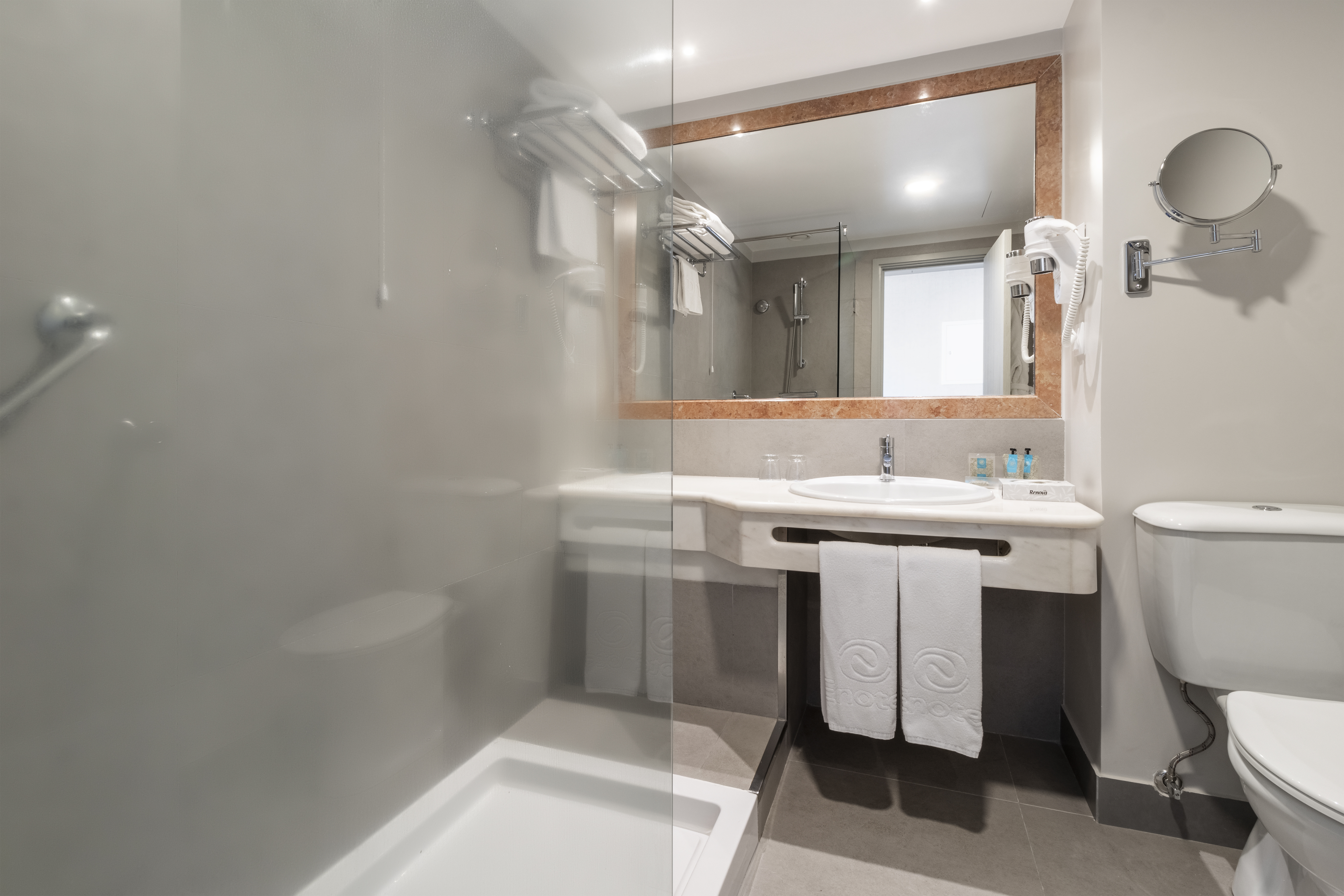 Double or Twin Sea View