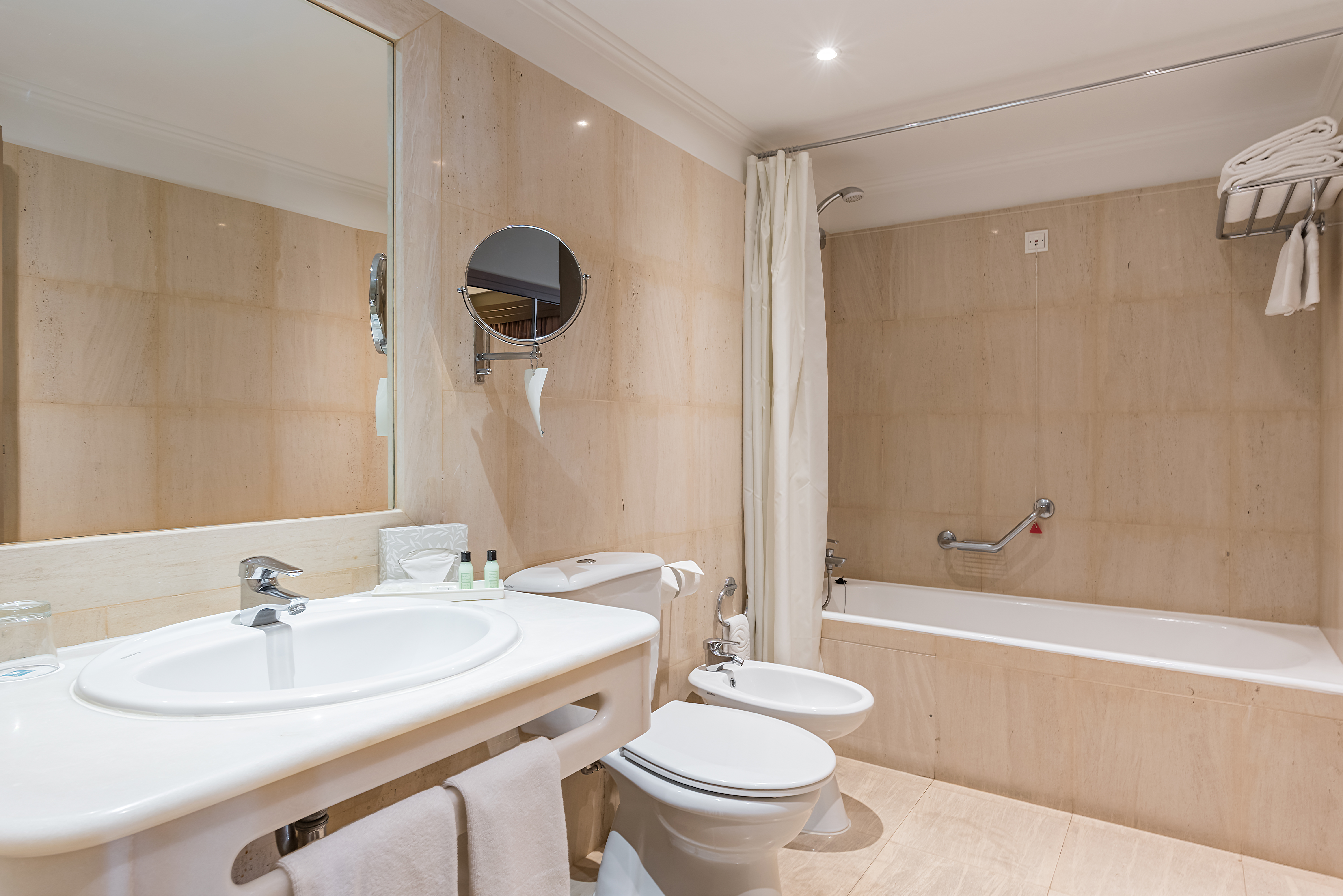 Double Single Superior