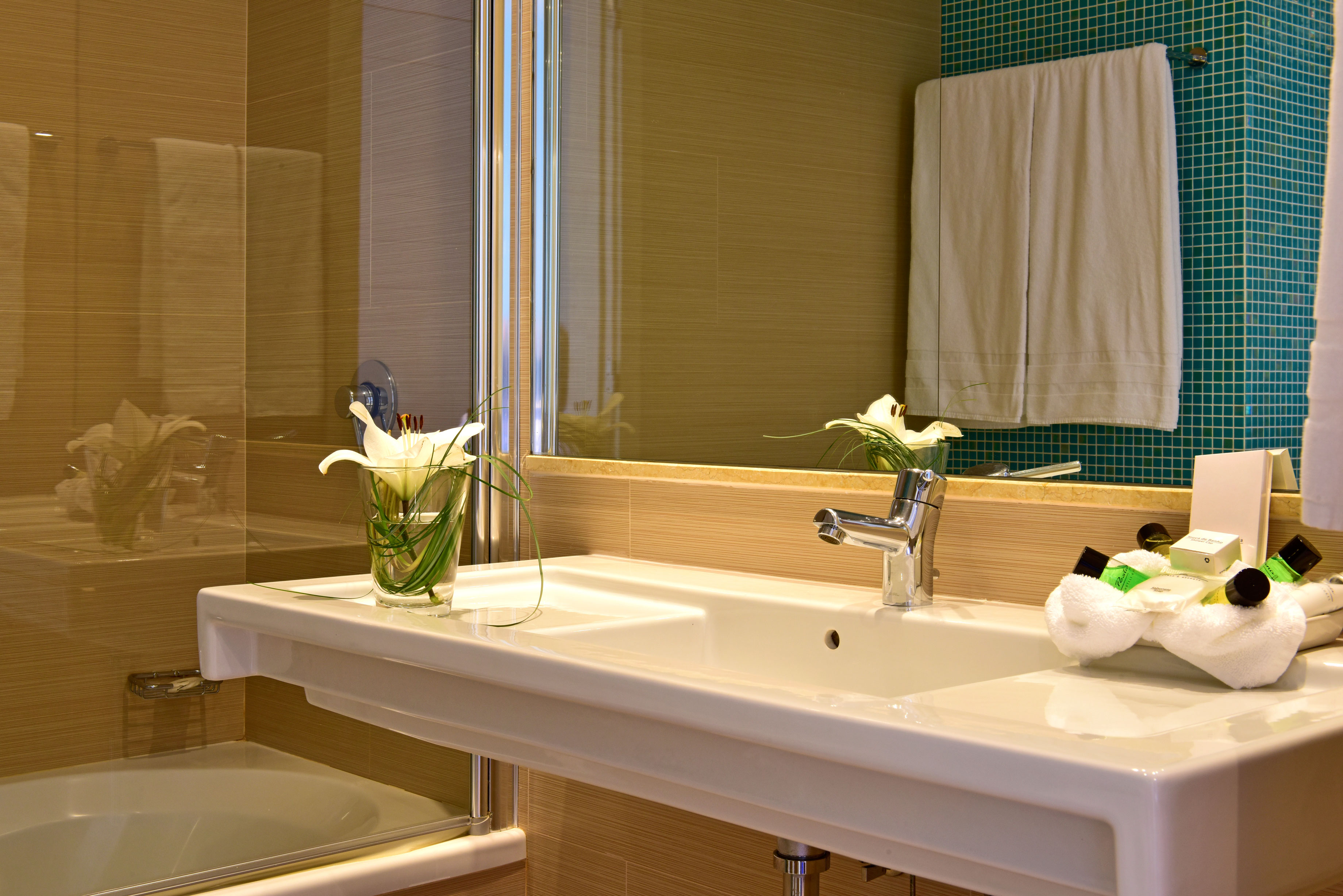 Double or Twin Deluxe