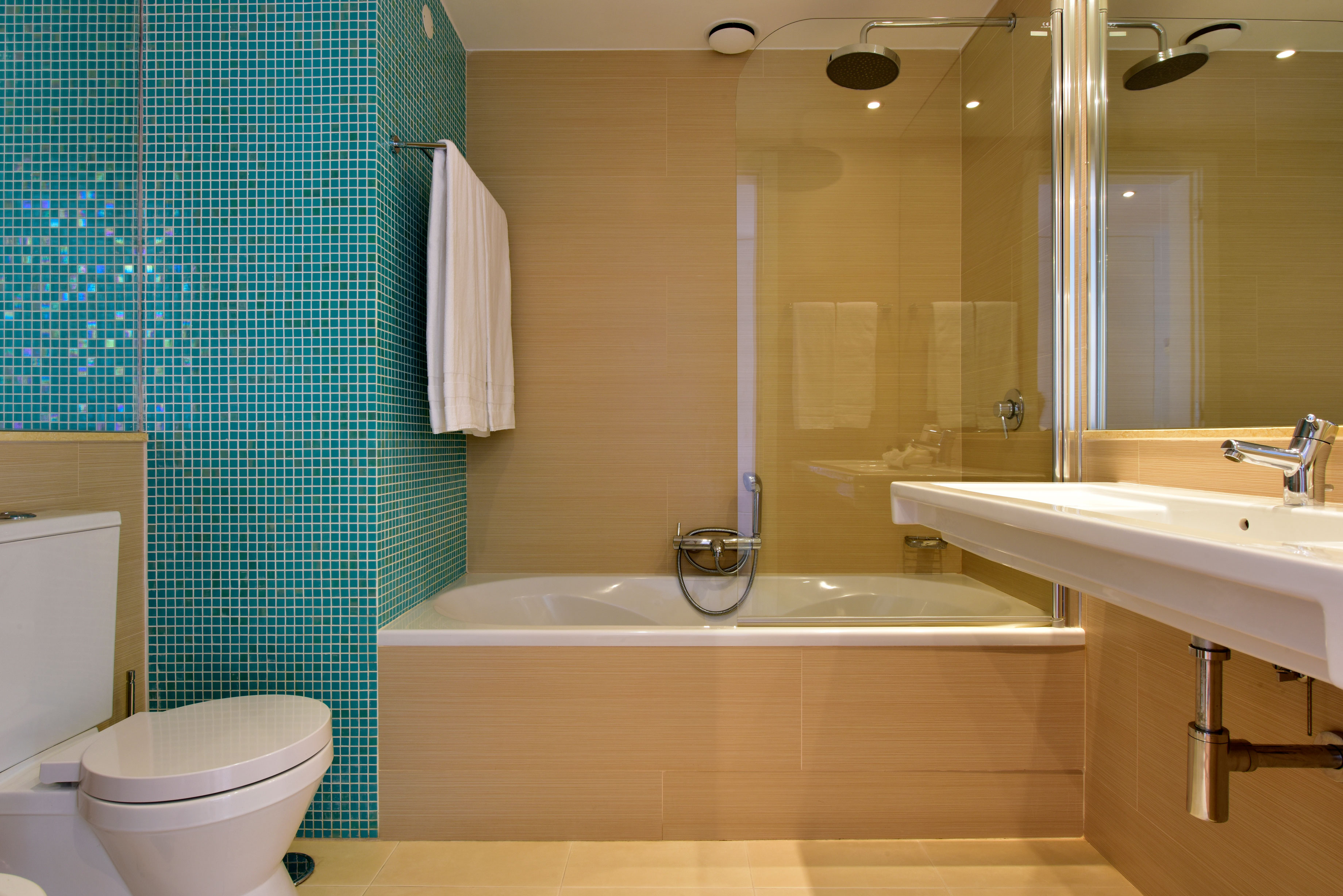 Double or Twin Side Sea View